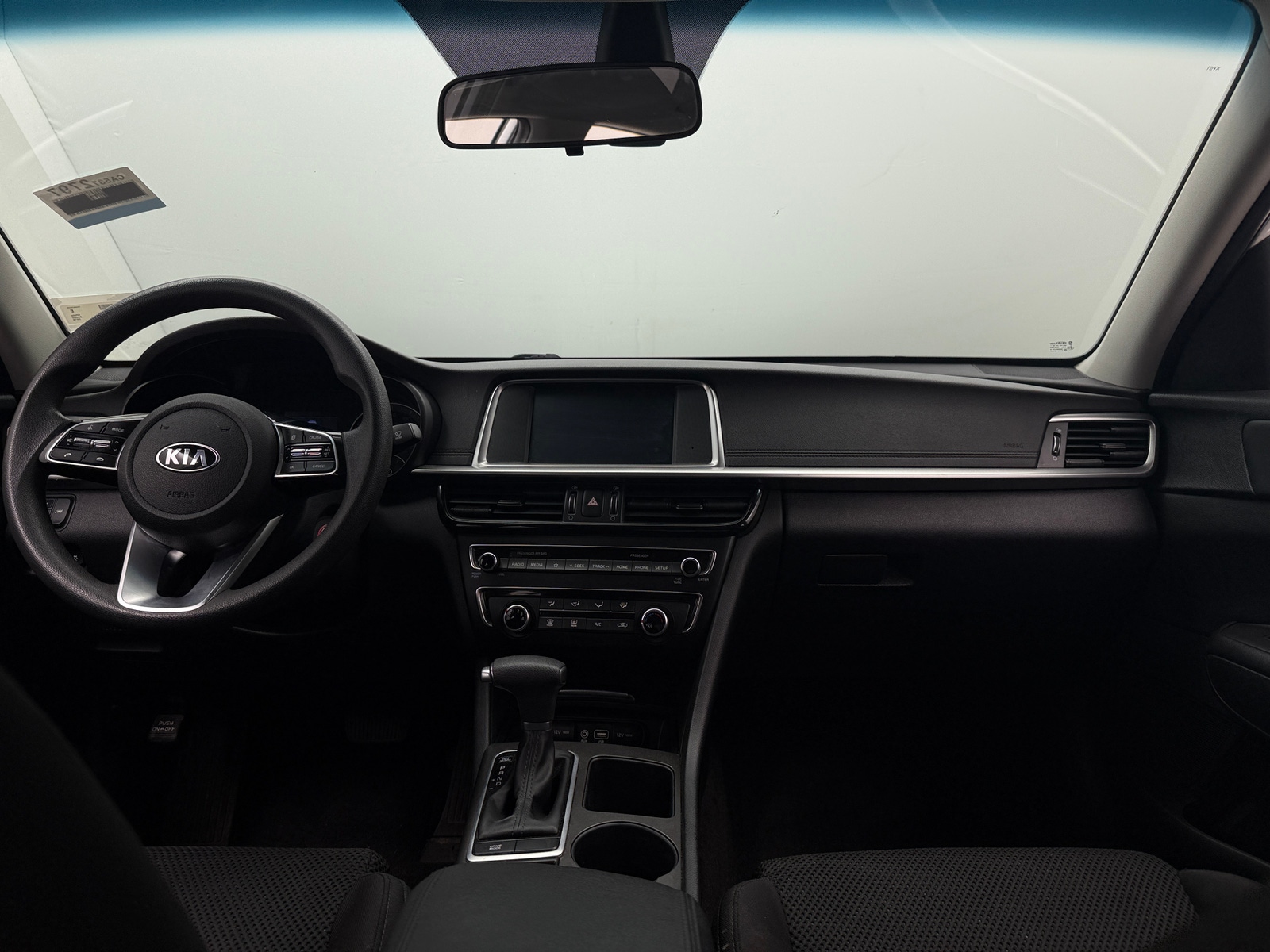 Thumbnail: 2019 Kia Optima - 3