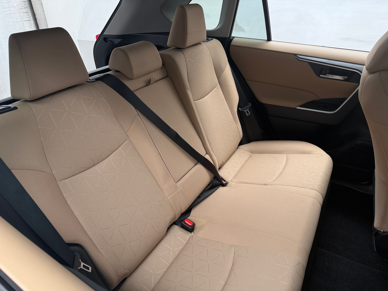 Thumbnail: 2021 Toyota RAV4 - 6
