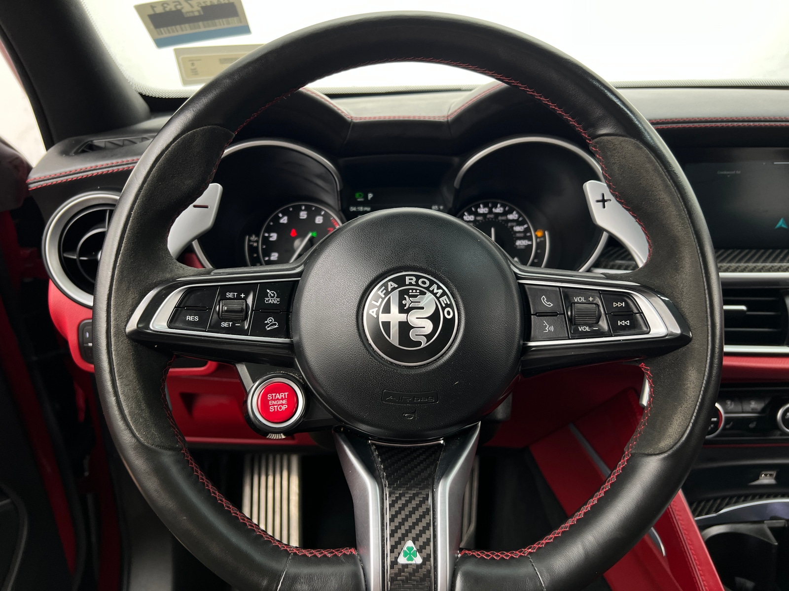 Thumbnail: 2021 Alfa Romeo Stelvio - 4