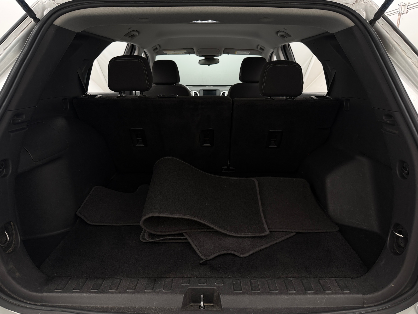 Thumbnail: 2022 Chevrolet Equinox - 7