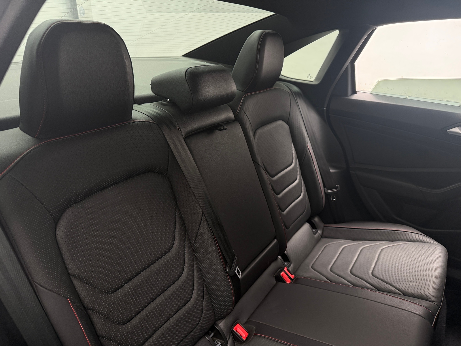 Thumbnail: 2021 Volkswagen Jetta - 5