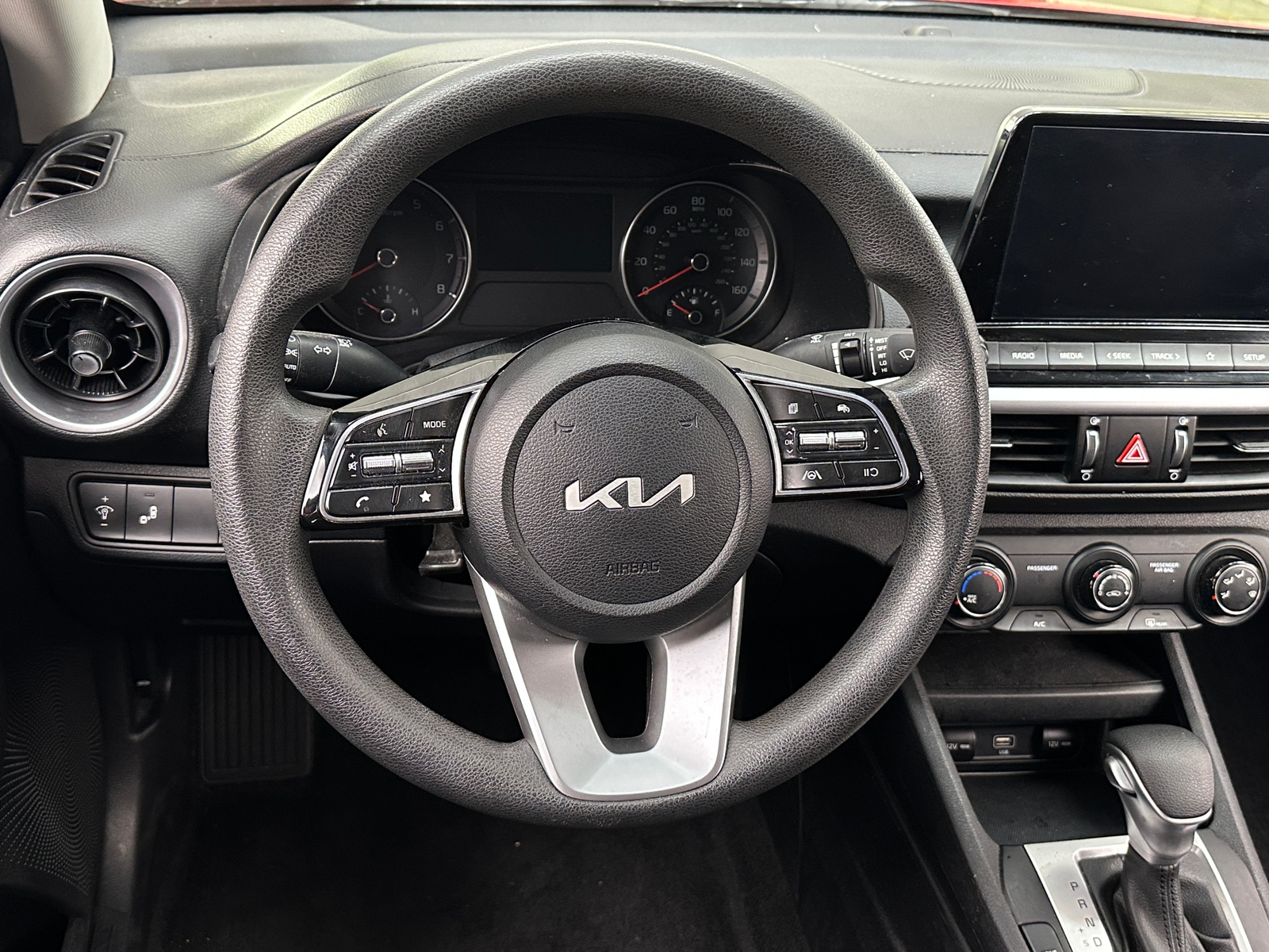 Thumbnail: 2023 Kia Forte - 5
