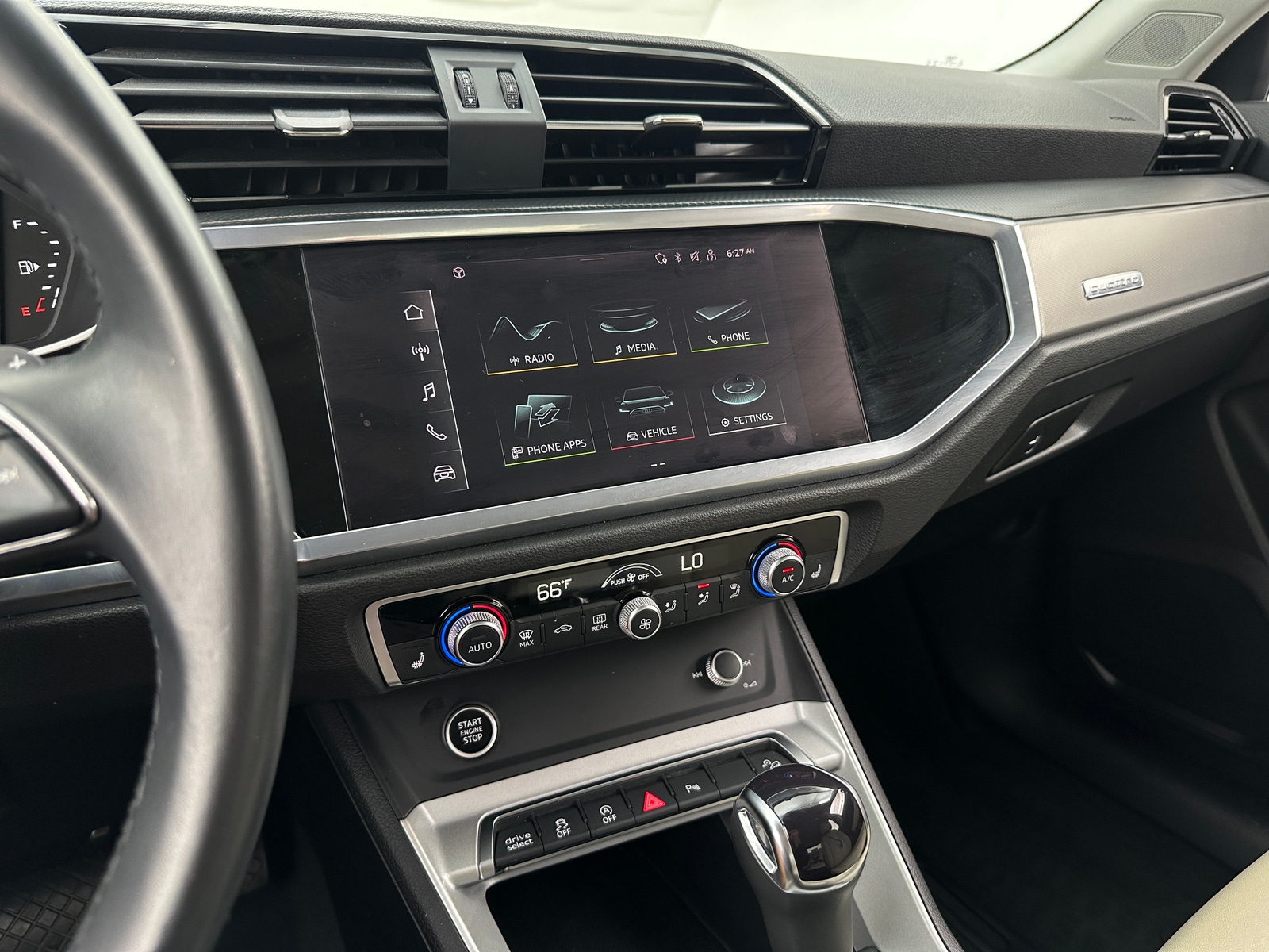 Thumbnail: 2022 Audi Q3 - 3