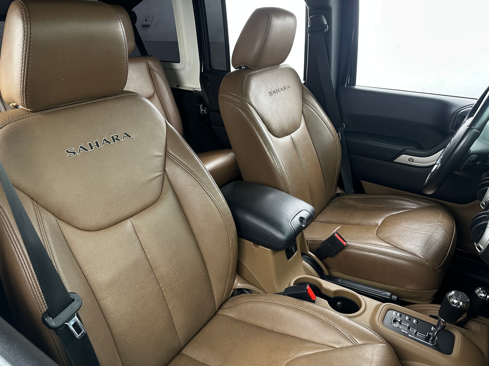 Thumbnail: 2016 Jeep Wrangler - 2