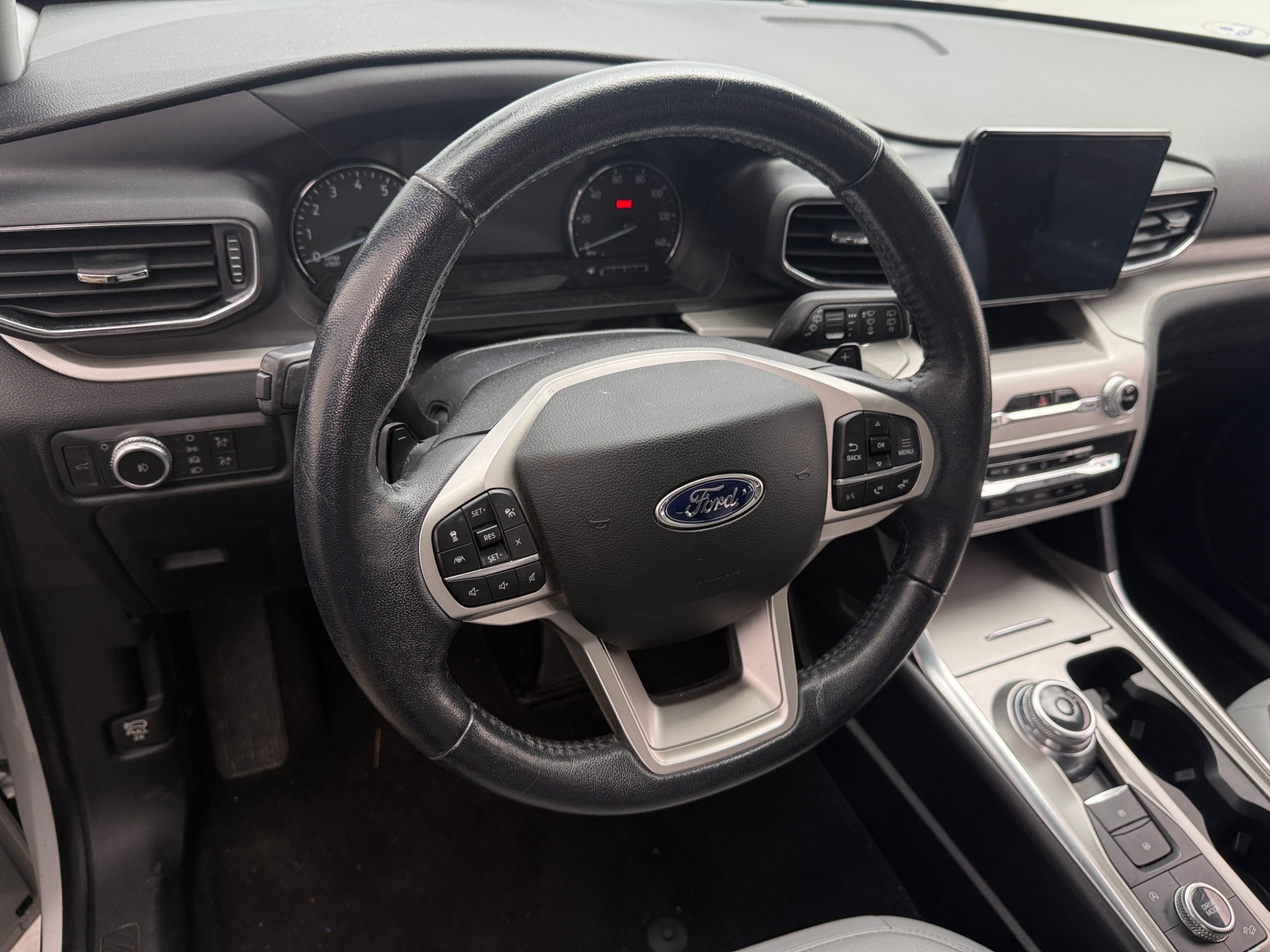 Thumbnail: 2021 Ford Explorer - 5