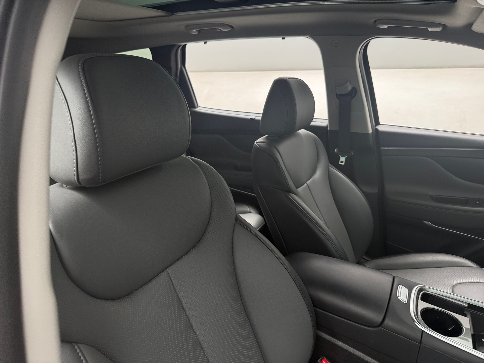 Thumbnail: 2023 Hyundai Santa Fe - 2
