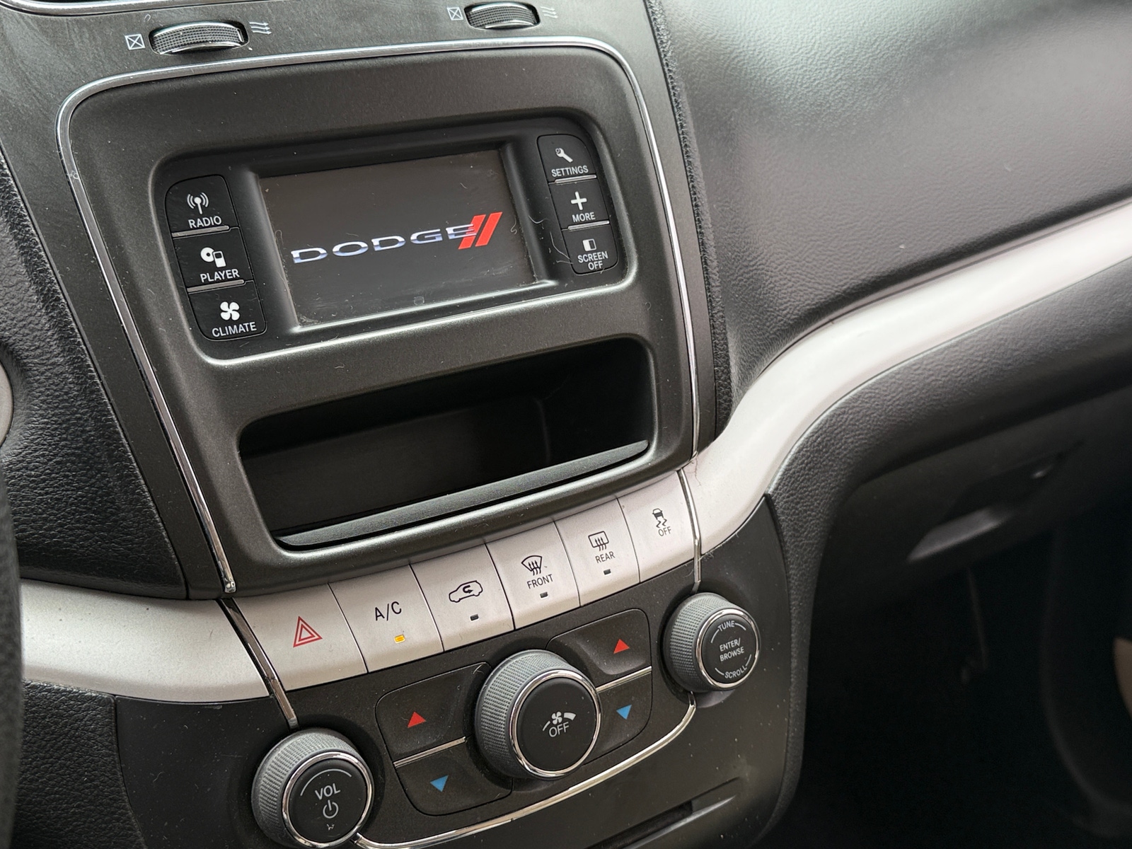 Thumbnail: 2020 Dodge Journey - 4