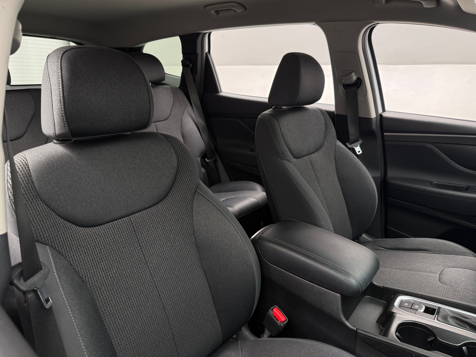 Thumbnail: 2019 Hyundai Santa Fe - 2