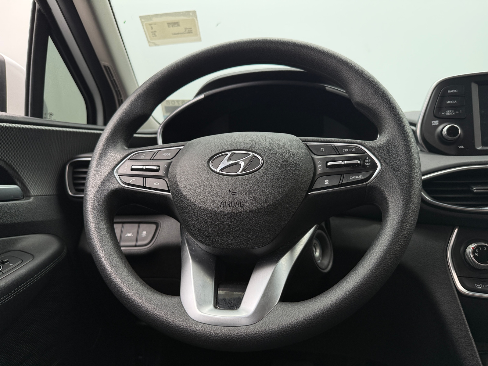 Thumbnail: 2019 Hyundai Santa Fe - 5