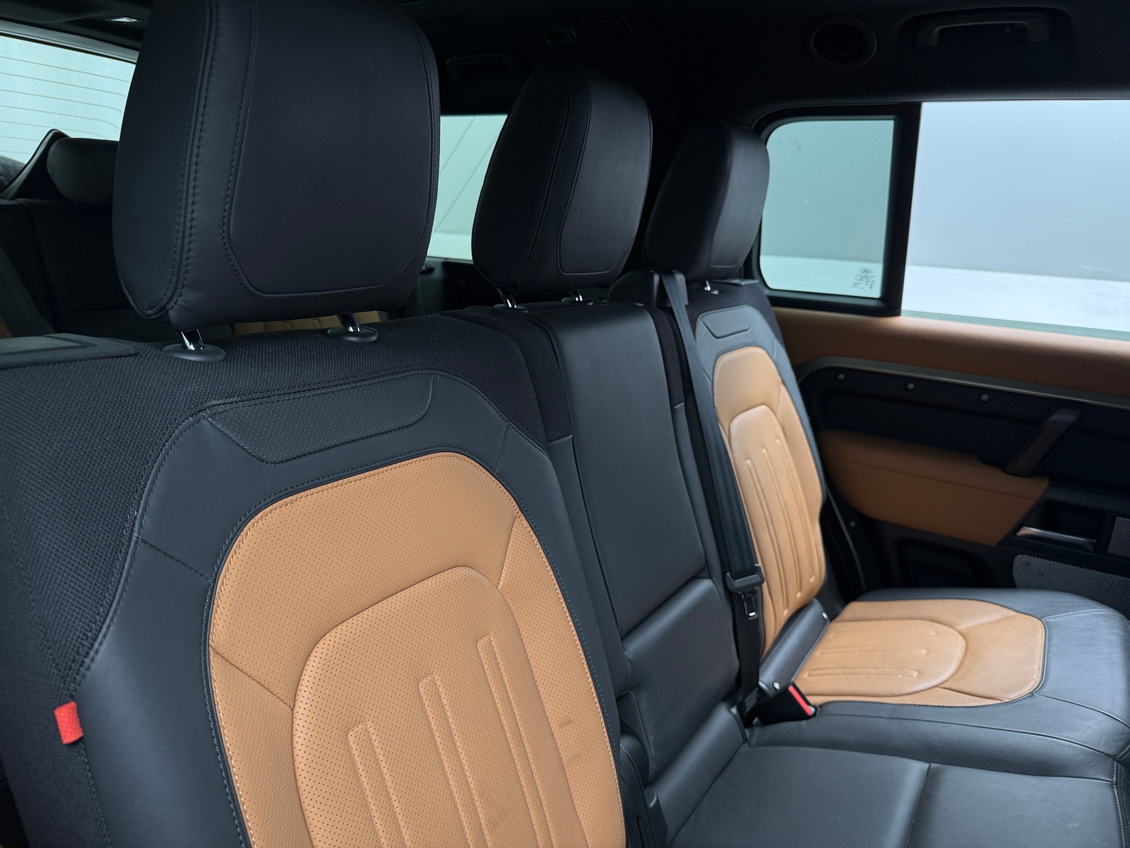 Thumbnail: 2023 Land Rover Defender - 5