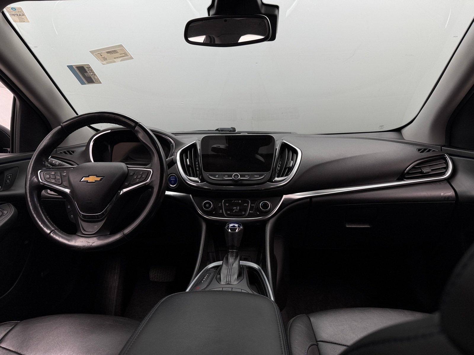 Thumbnail: 2018 Chevrolet Volt - 2