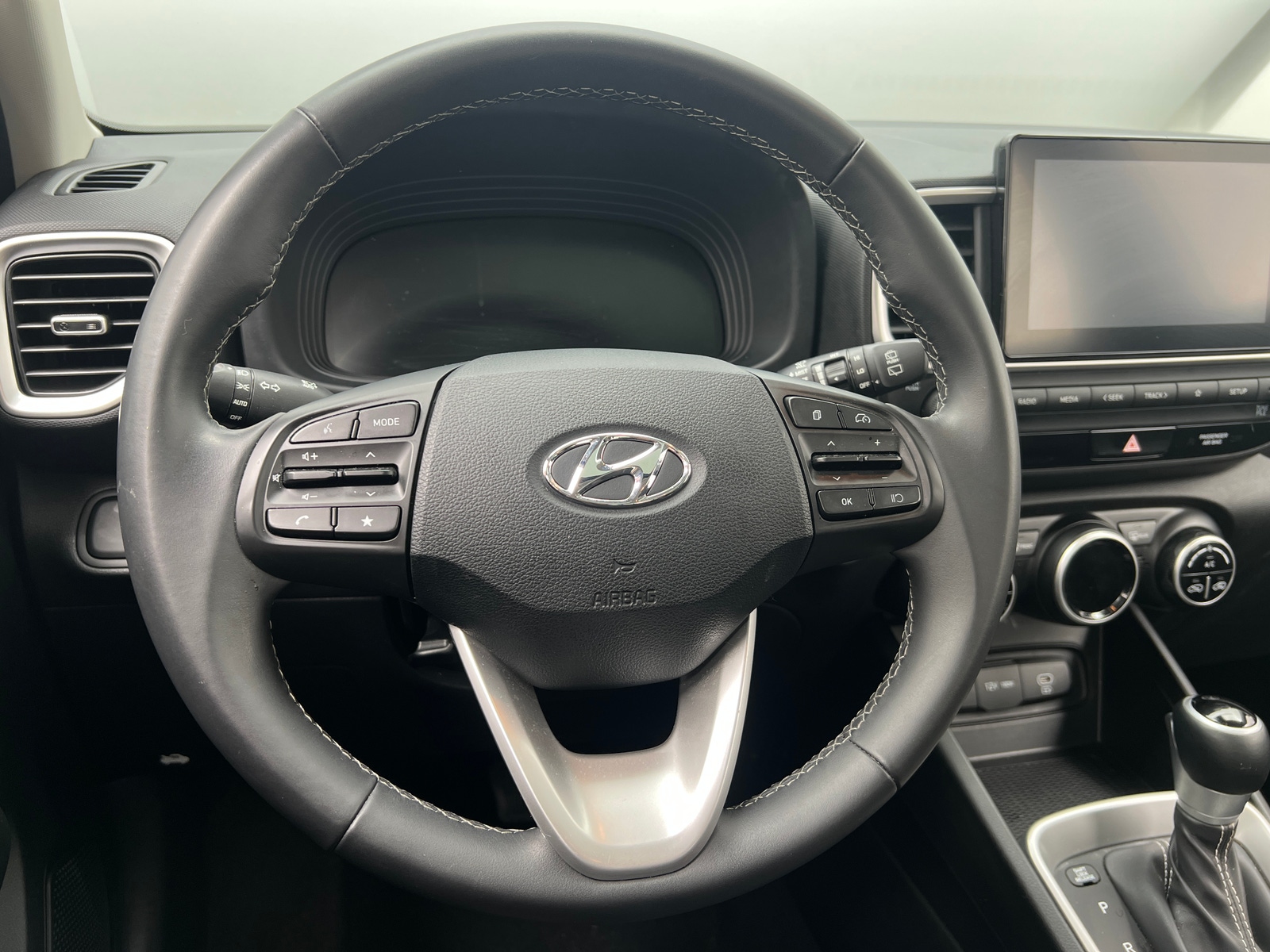 Thumbnail: 2025 Hyundai Venue - 5