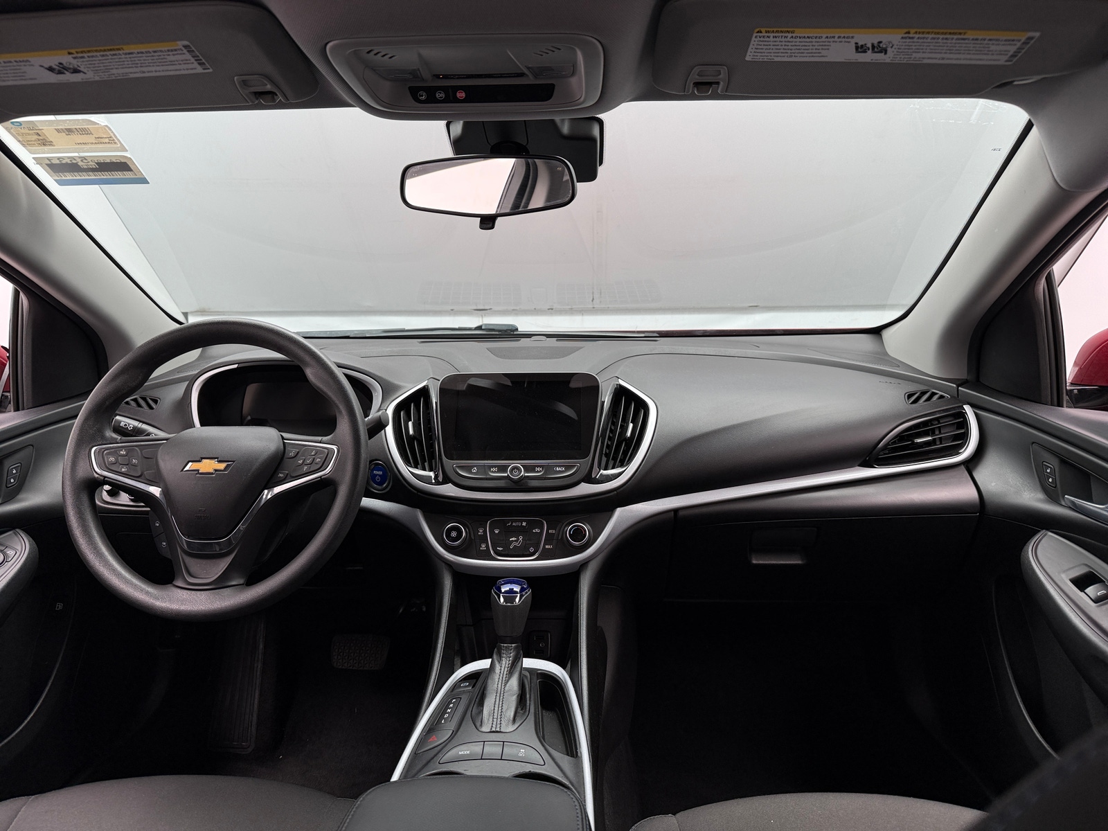 Thumbnail: 2018 Chevrolet Volt - 3