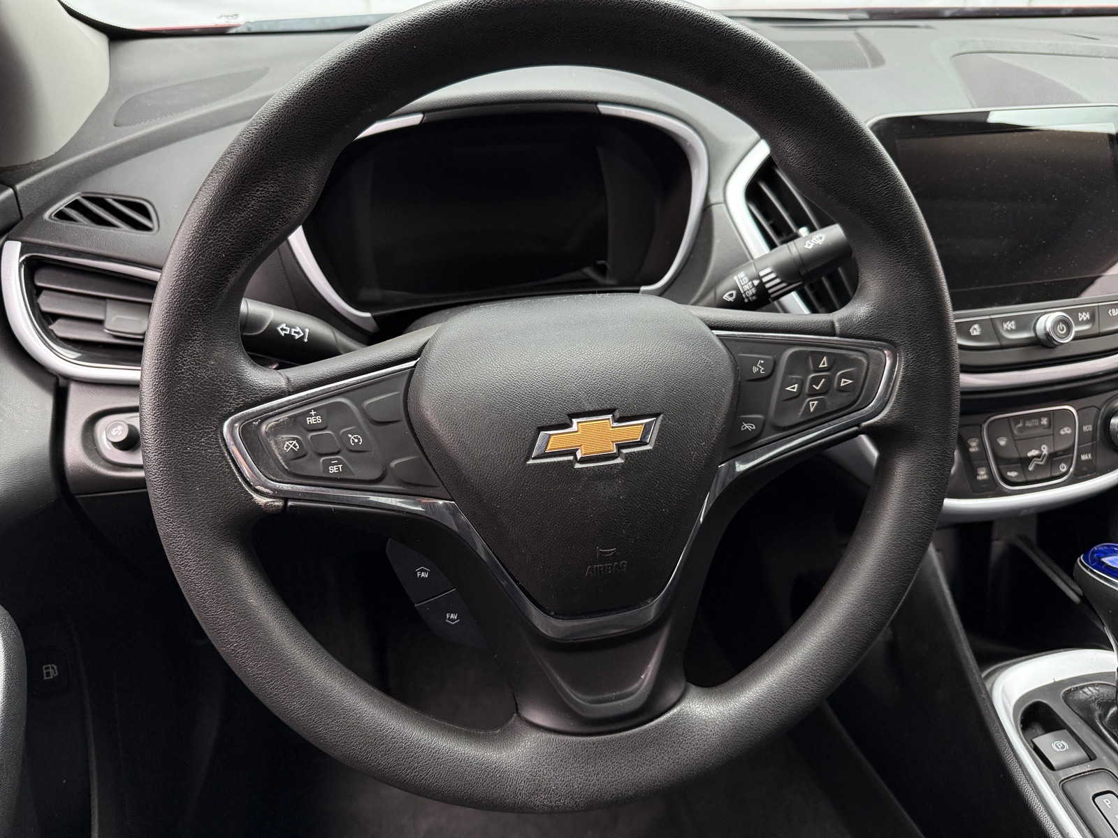 Thumbnail: 2018 Chevrolet Volt - 5