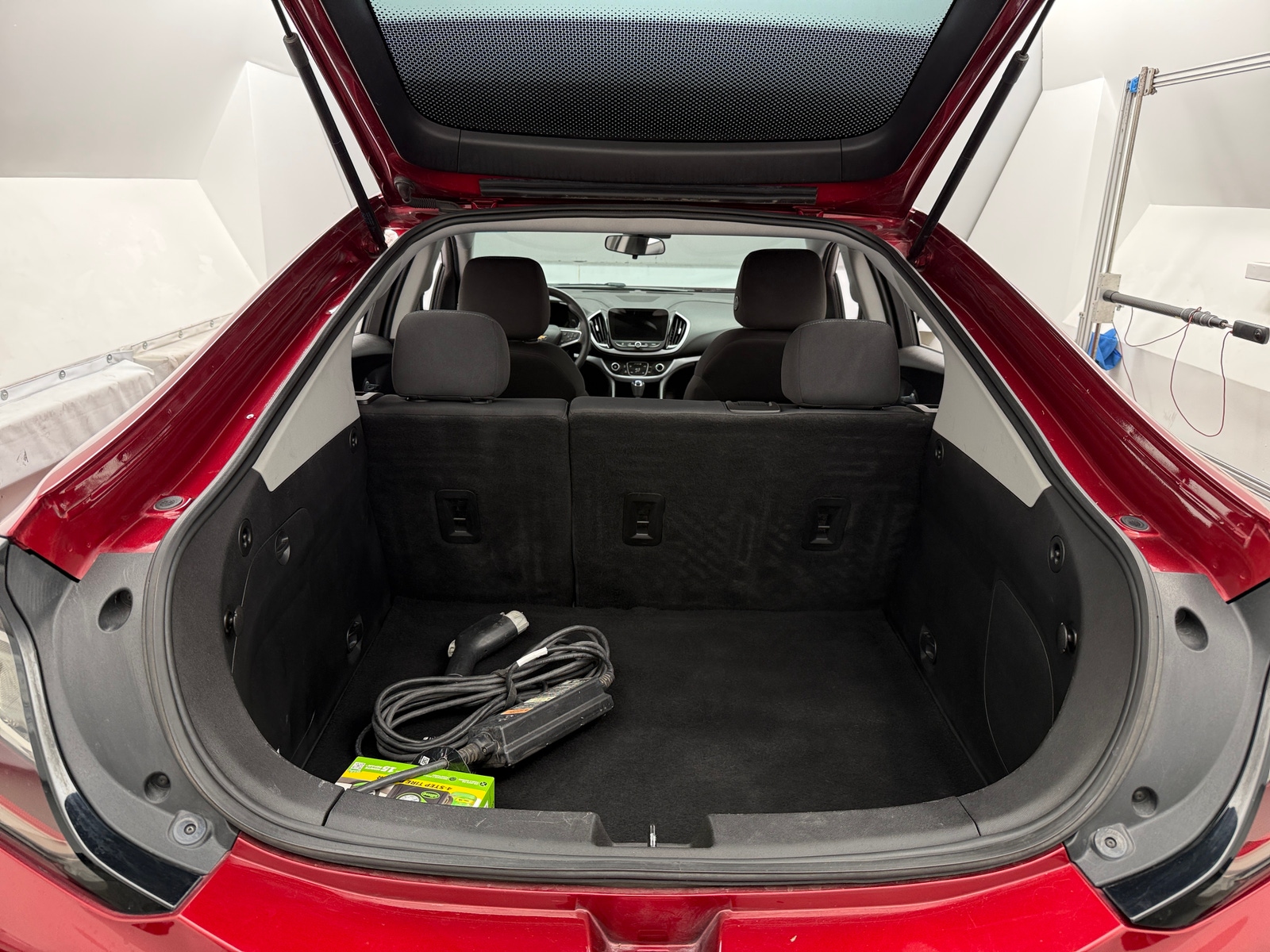Thumbnail: 2018 Chevrolet Volt - 7