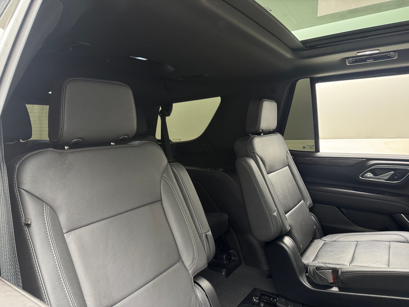 Thumbnail: 2023 Chevrolet Tahoe - 5
