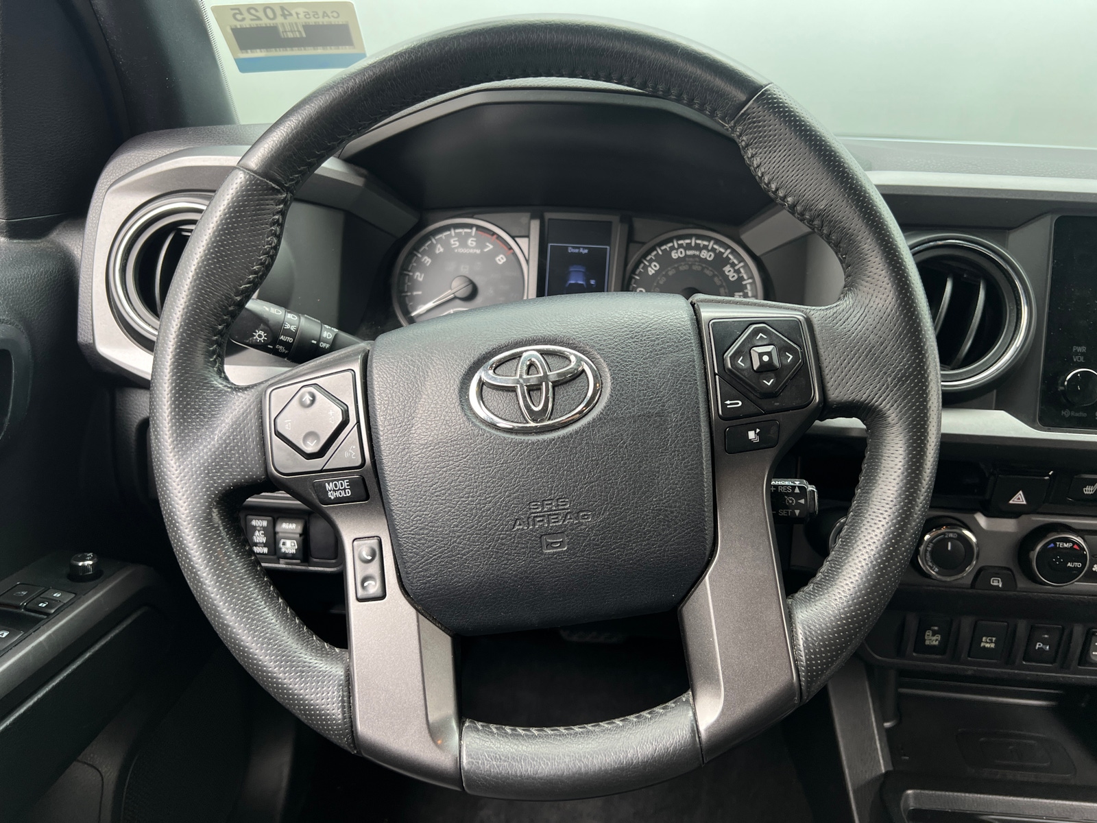 Thumbnail: 2017 Toyota Tacoma - 4