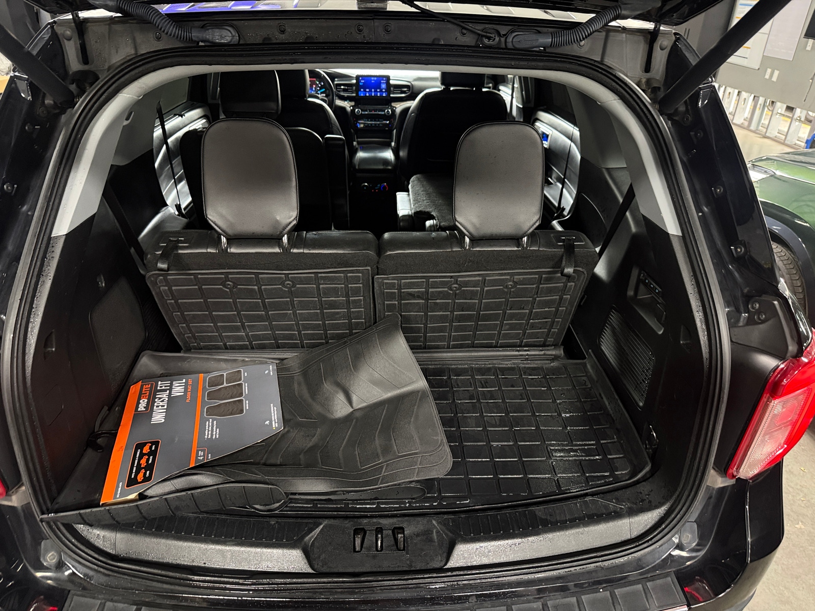 Thumbnail: 2021 Ford Explorer - 6