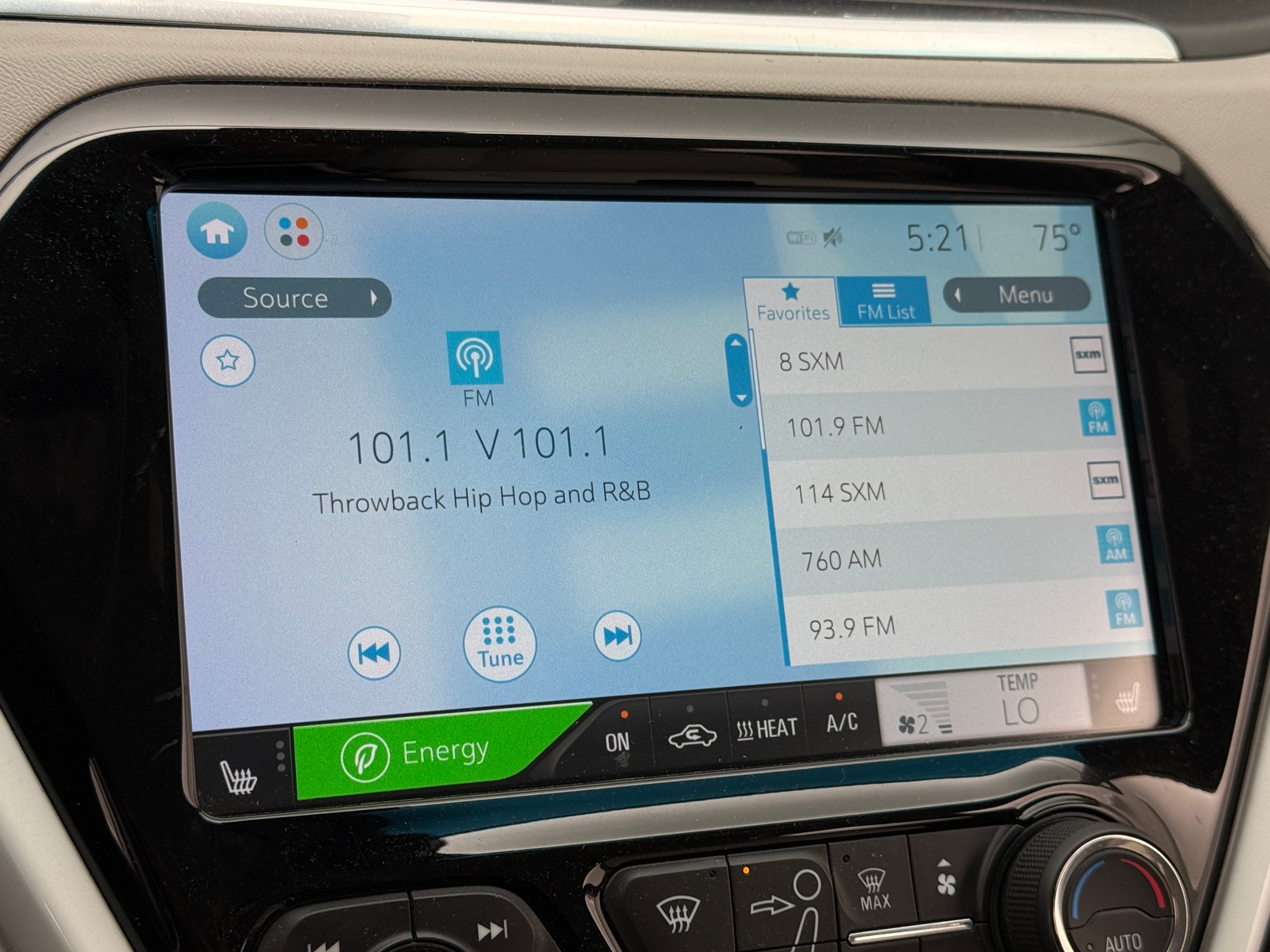 Thumbnail: 2019 Chevrolet Bolt EV - 4