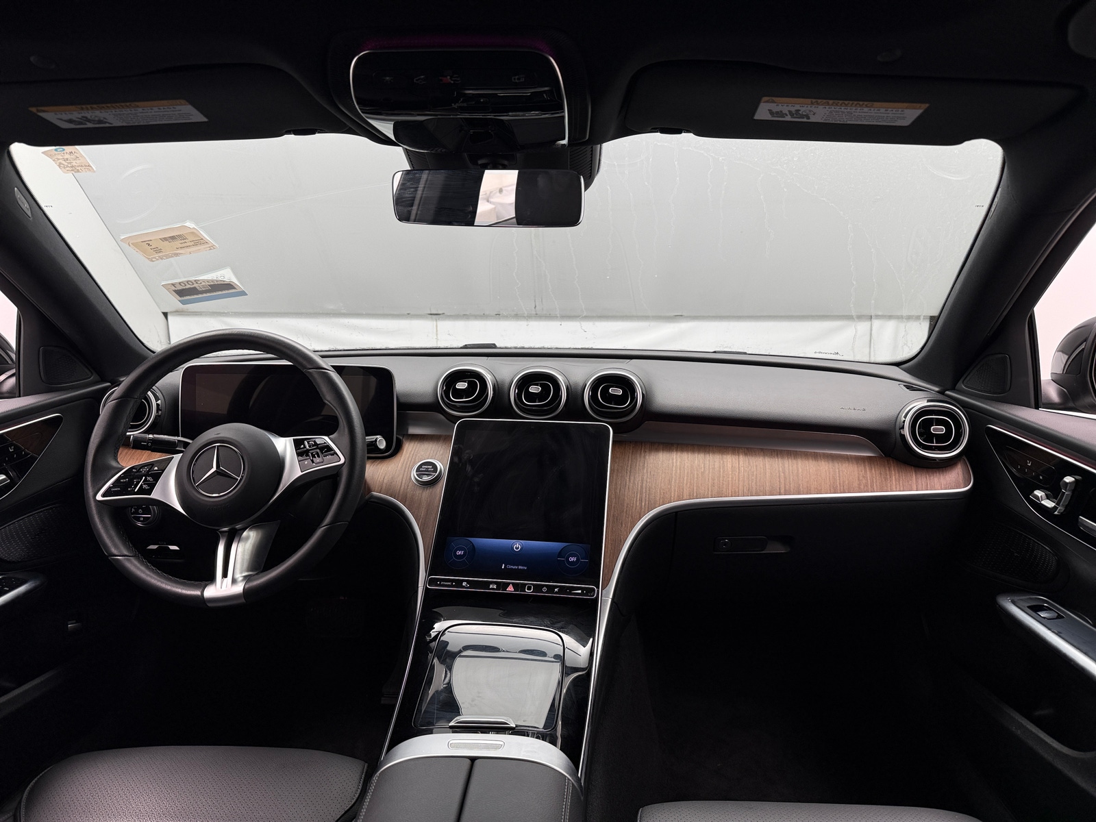 Thumbnail: 2025 Mercedes-Benz C-Class - 3