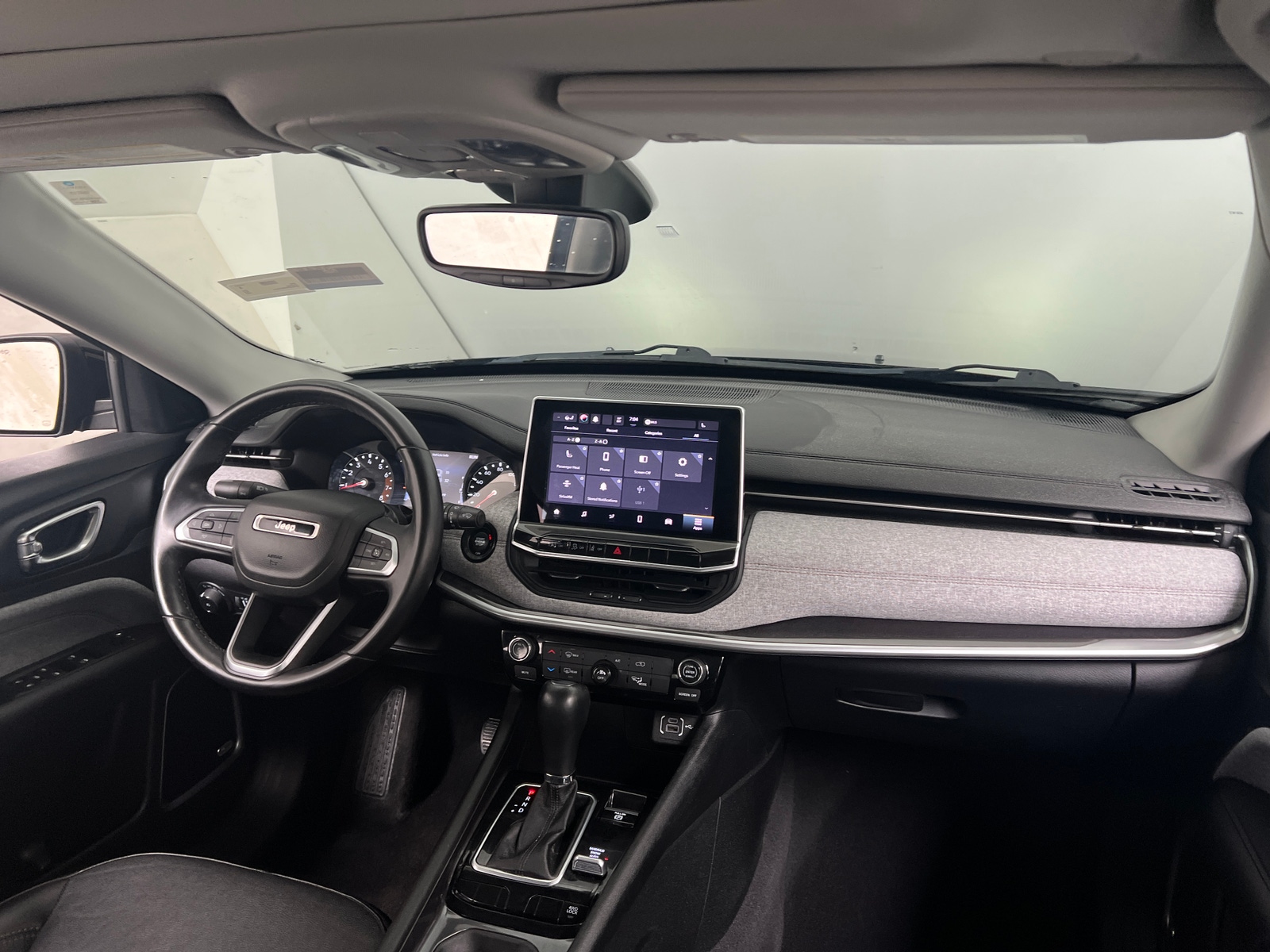 Thumbnail: 2022 Jeep Compass - 2