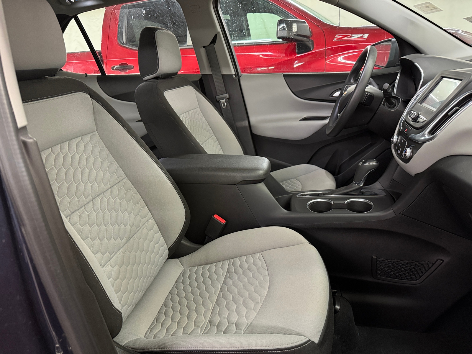 Thumbnail: 2018 Chevrolet Equinox - 2