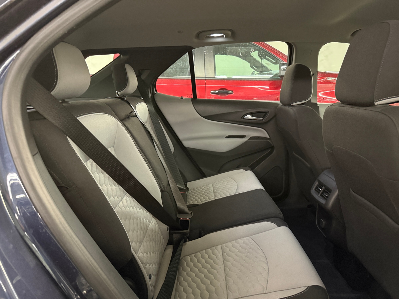 Thumbnail: 2018 Chevrolet Equinox - 6