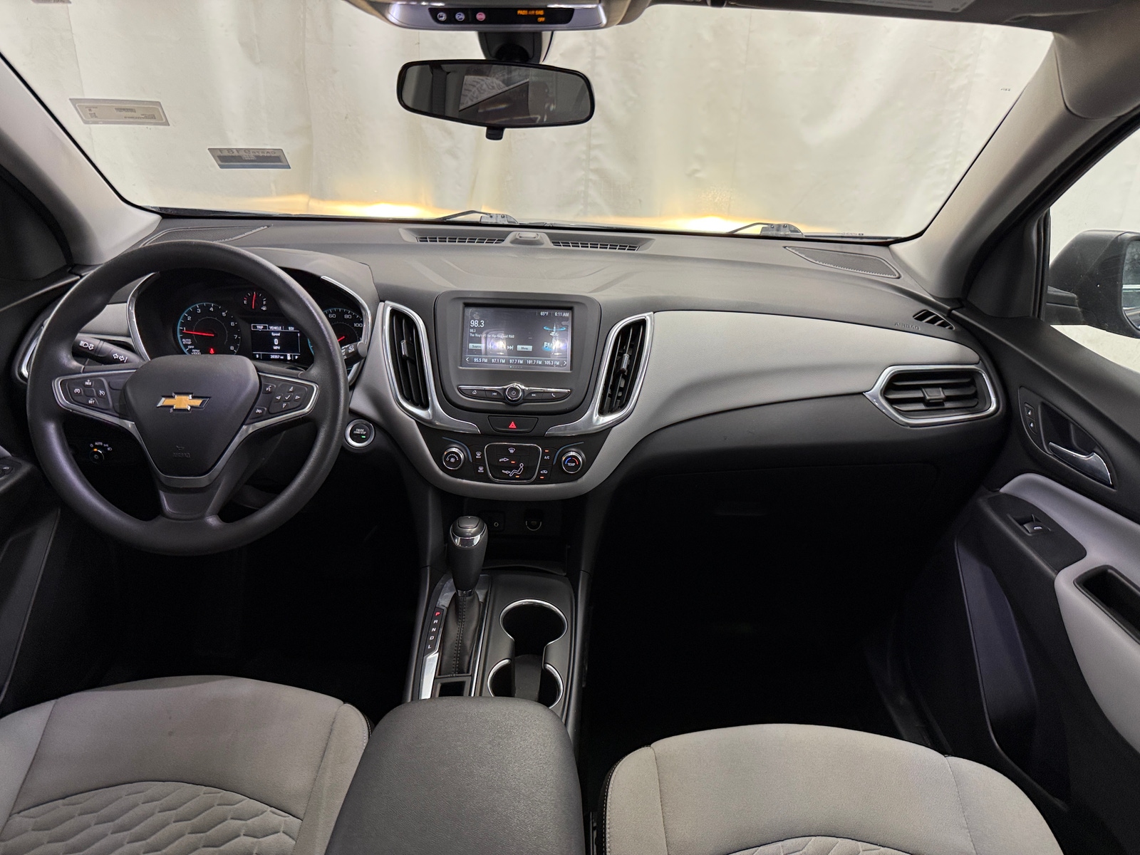 Thumbnail: 2018 Chevrolet Equinox - 3