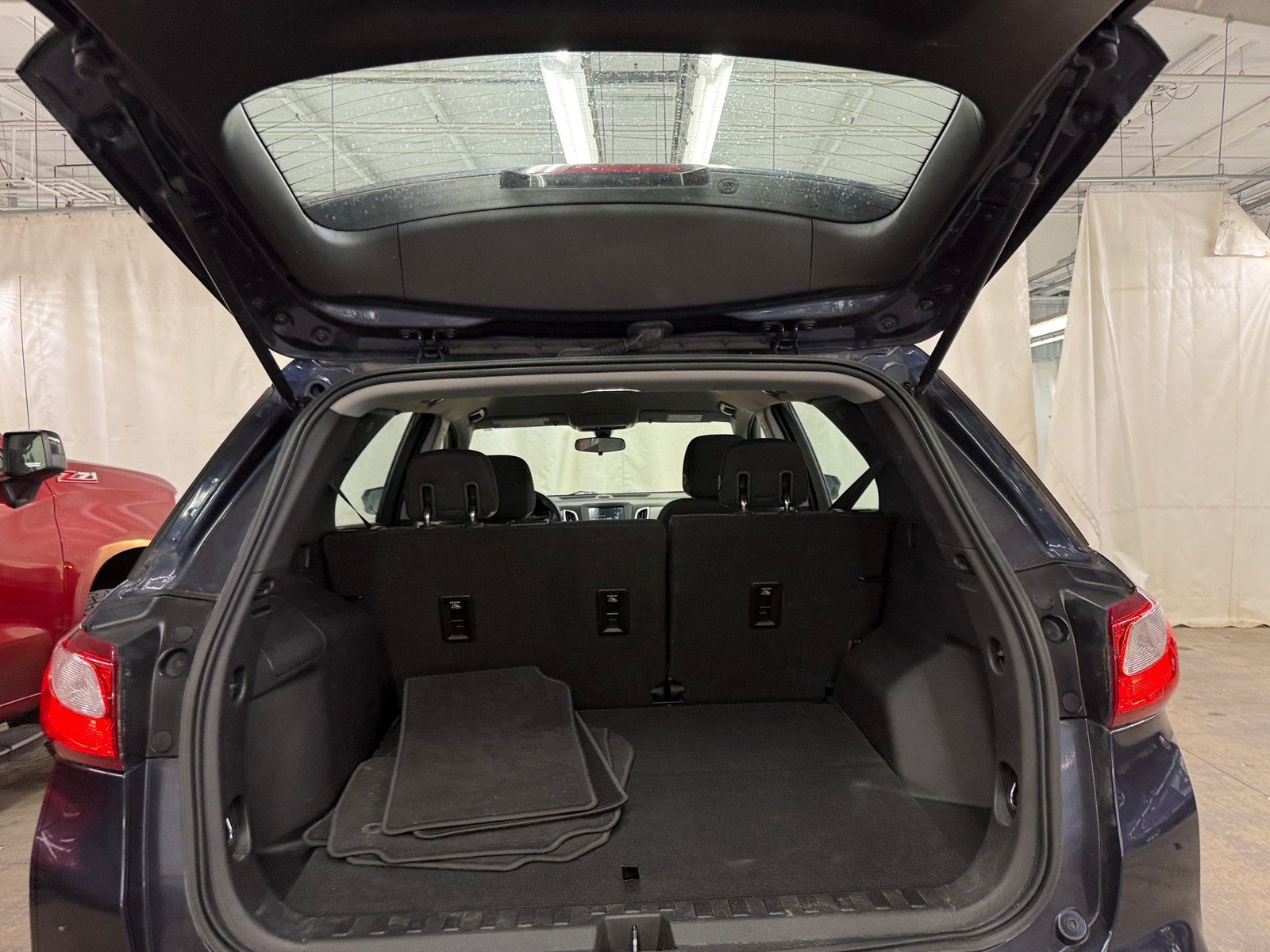 Thumbnail: 2018 Chevrolet Equinox - 7