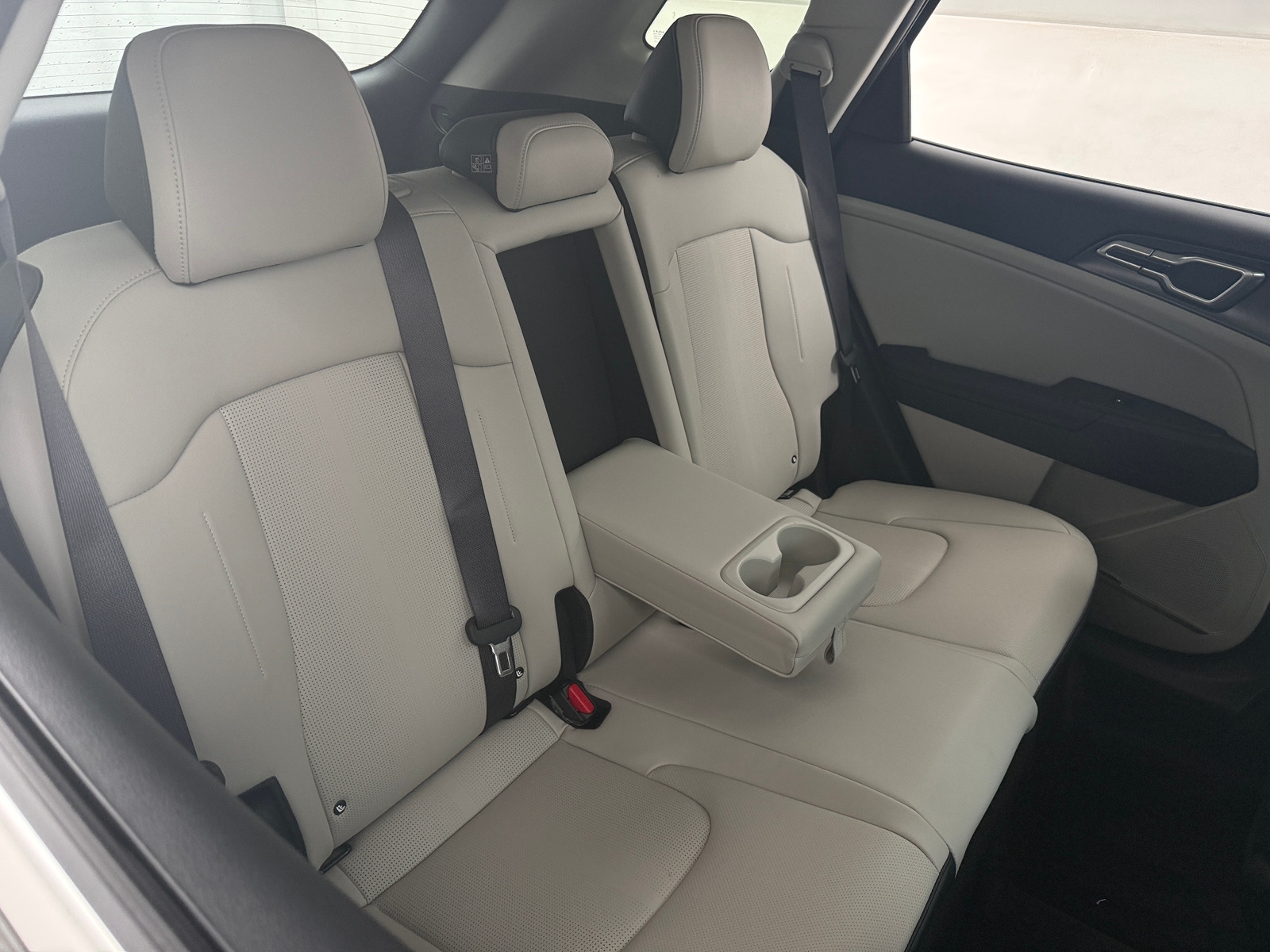 Thumbnail: 2026 Kia Sportage - 5