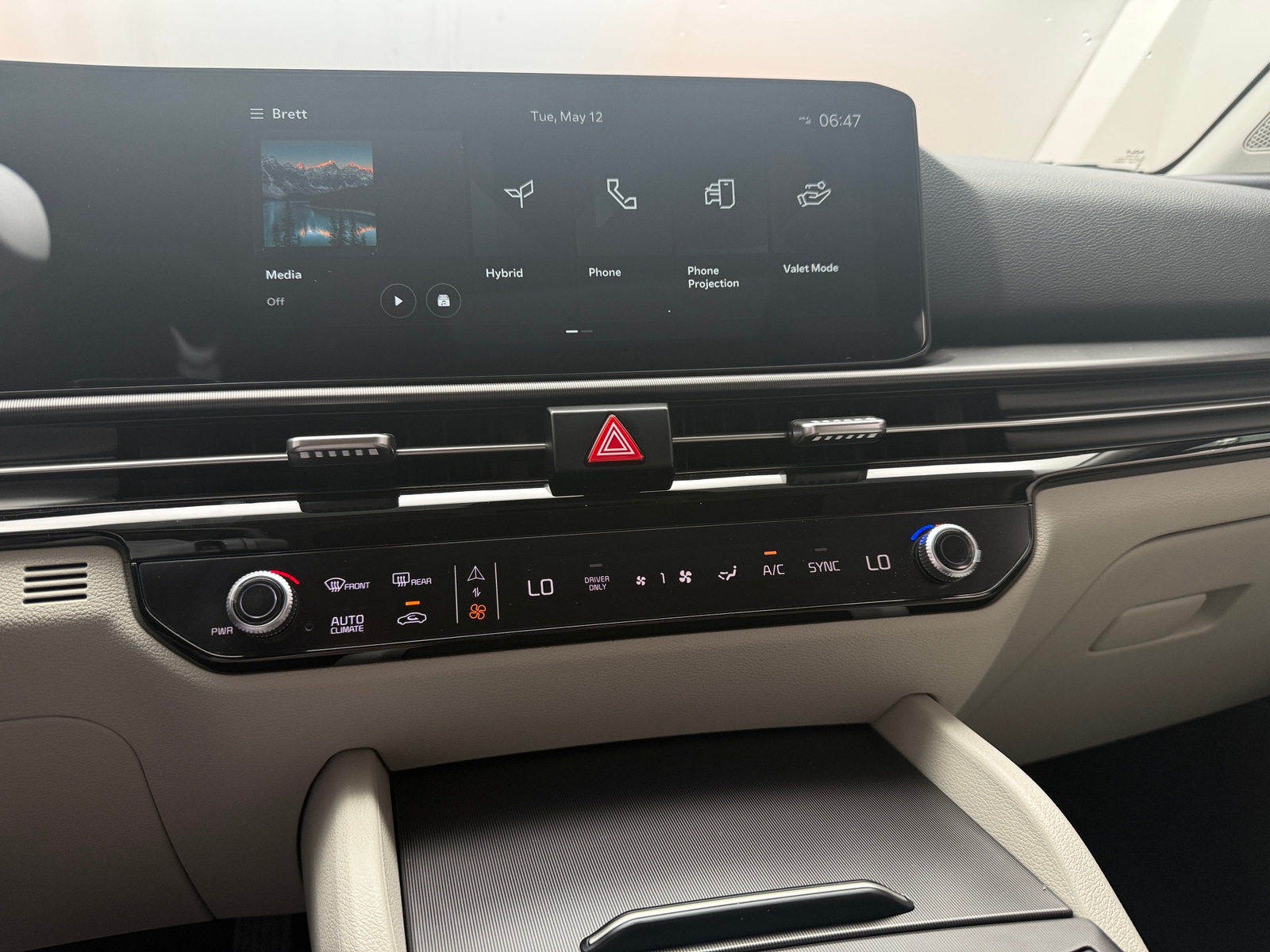 Thumbnail: 2026 Kia Sportage - 3