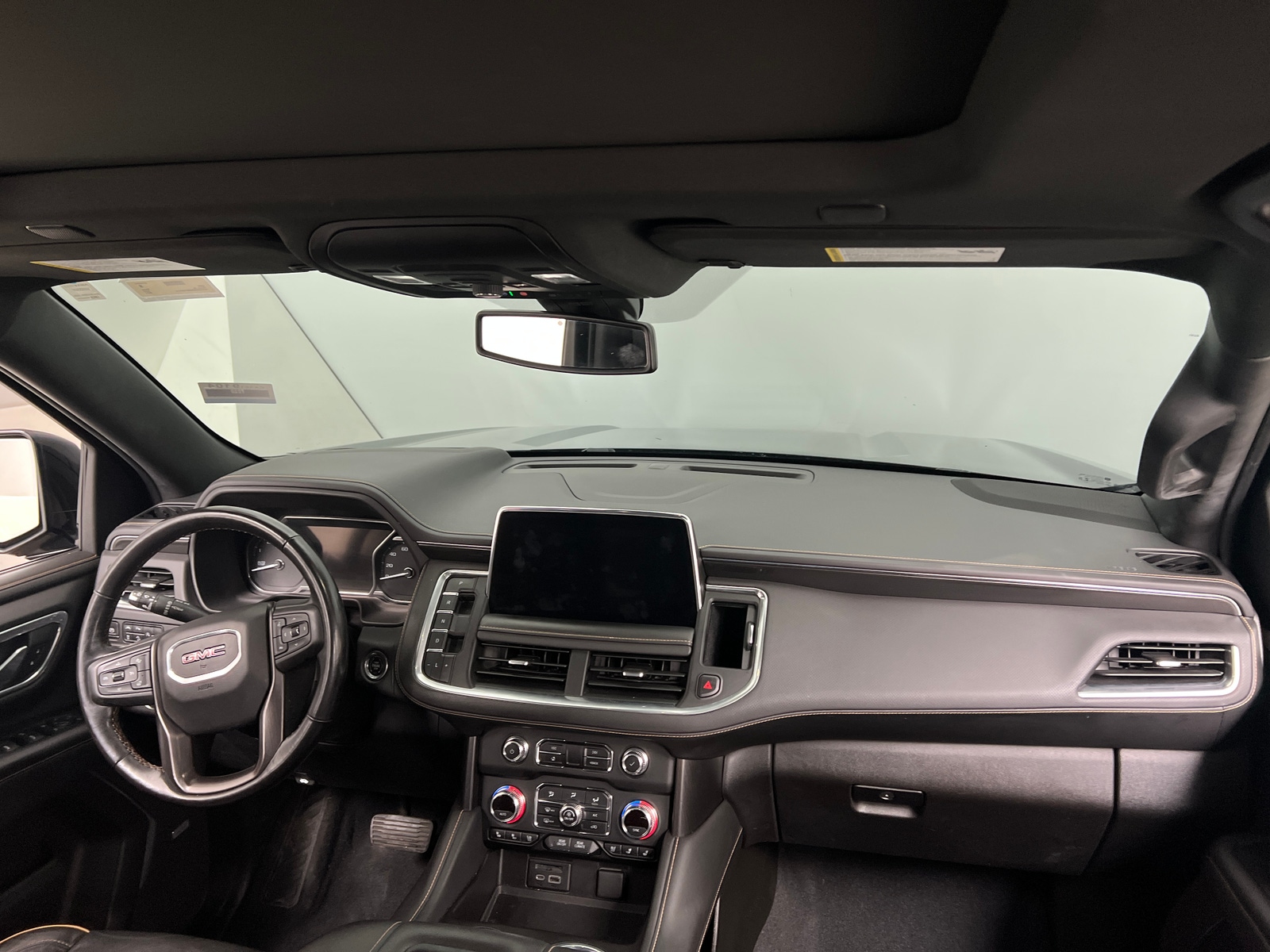 Thumbnail: 2021 GMC Yukon XL - 2