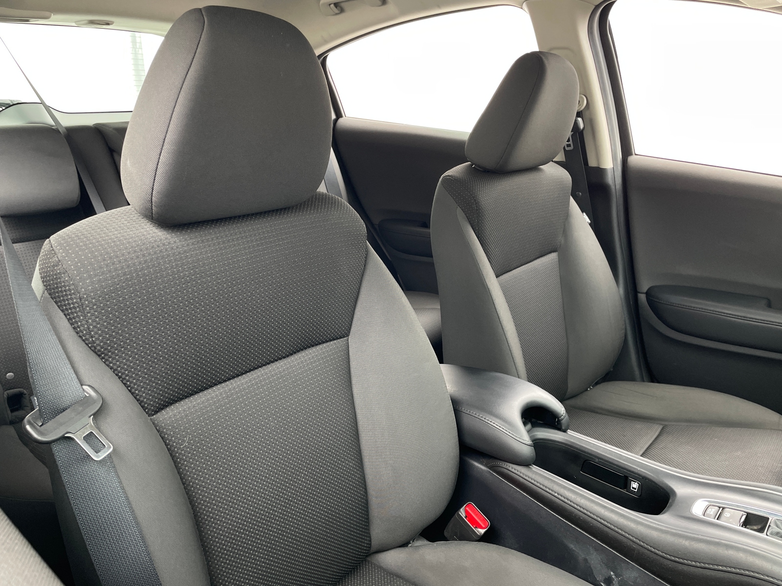 Thumbnail: 2019 Honda HR-V - 2