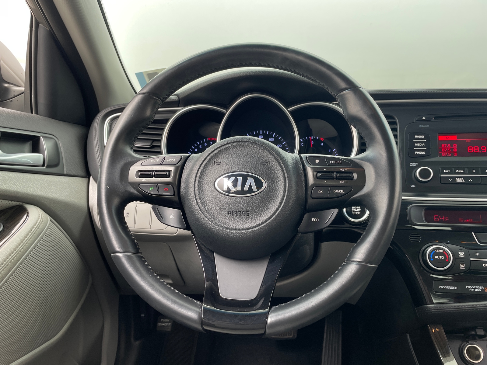 Thumbnail: 2015 Kia Optima - 4