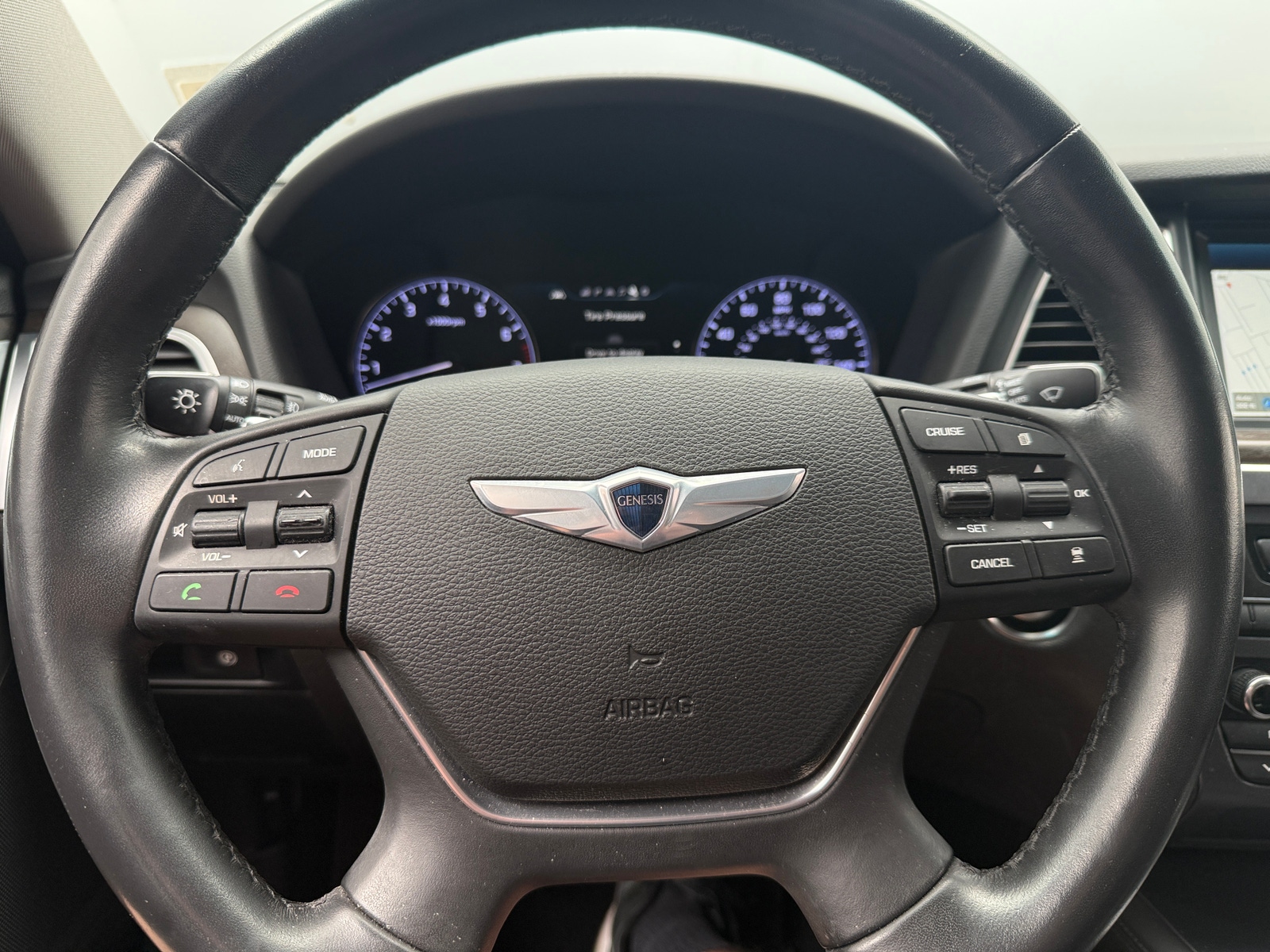 Thumbnail: 2015 Hyundai Genesis - 4