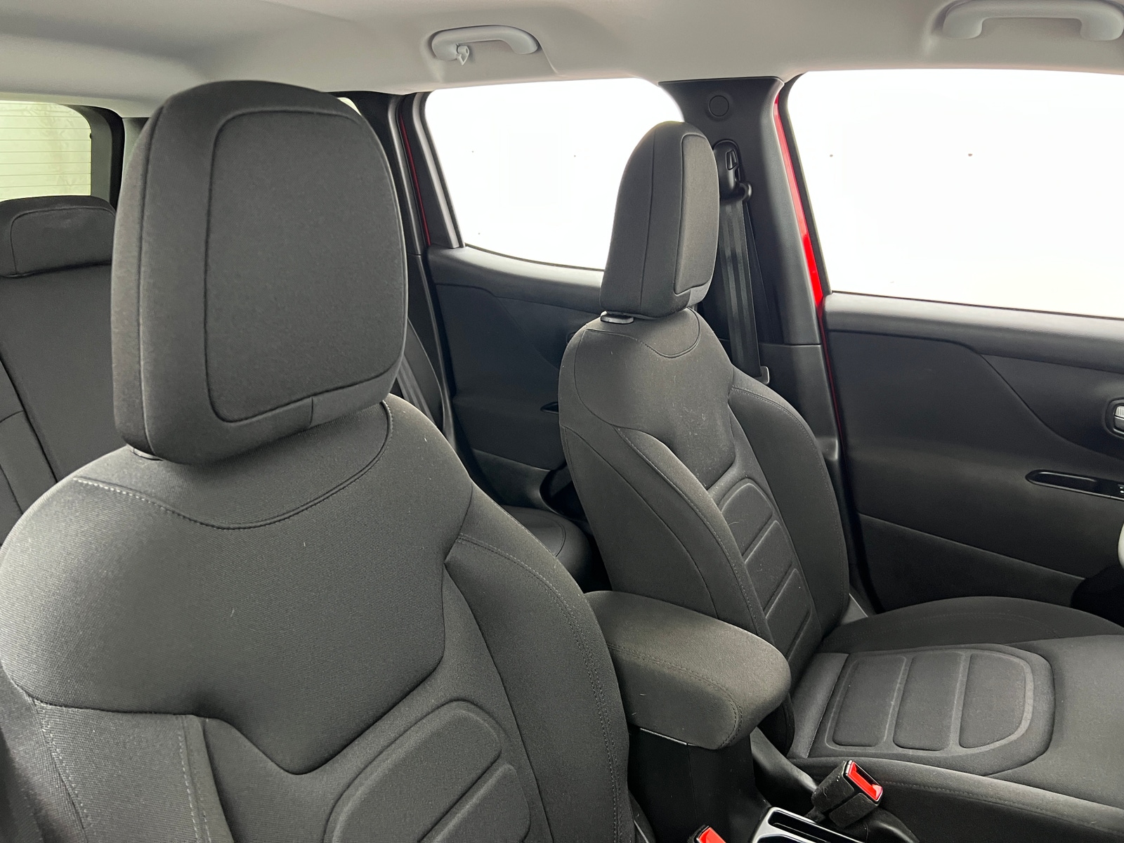 Thumbnail: 2019 Jeep Renegade - 2