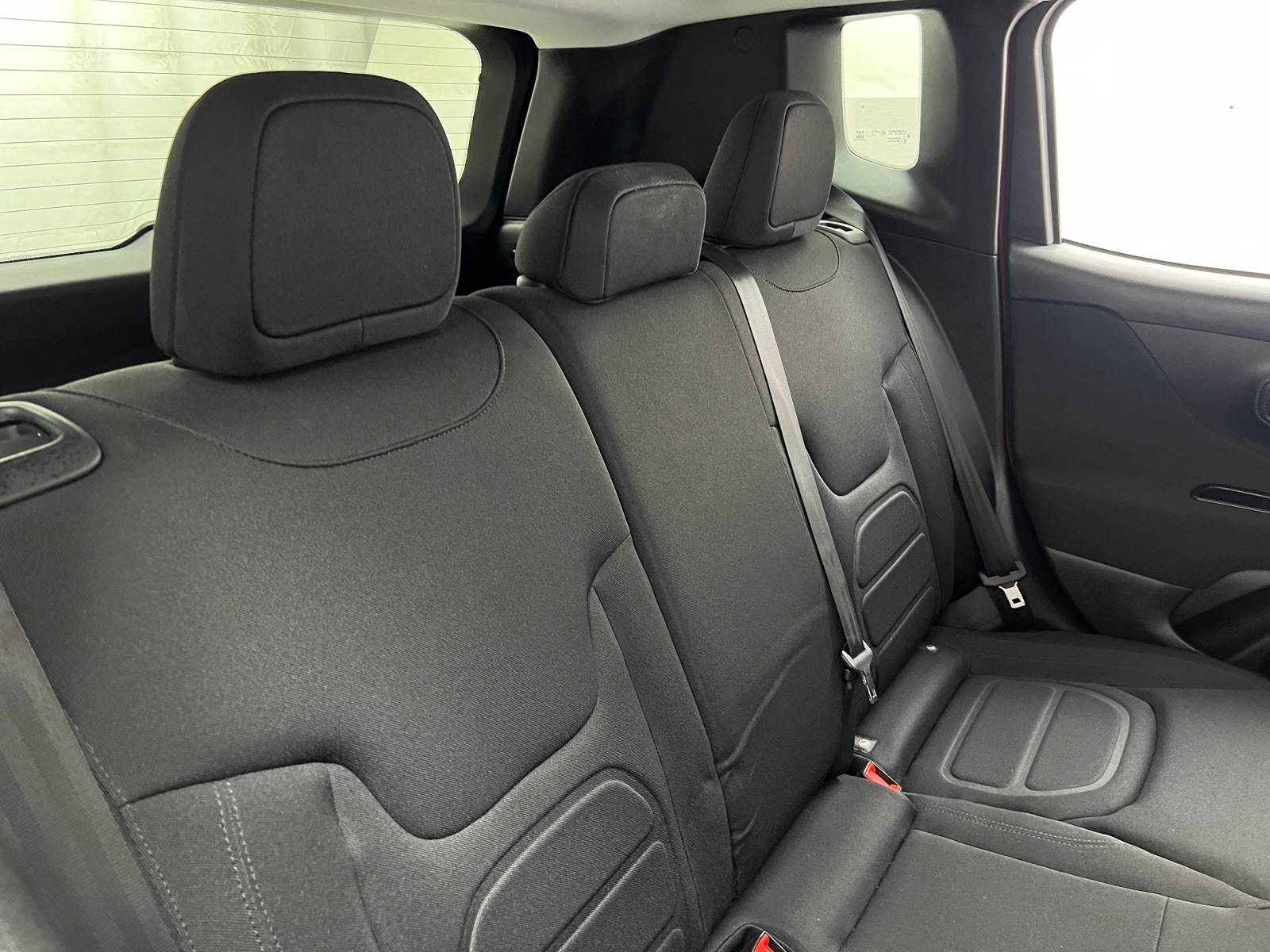Thumbnail: 2019 Jeep Renegade - 6