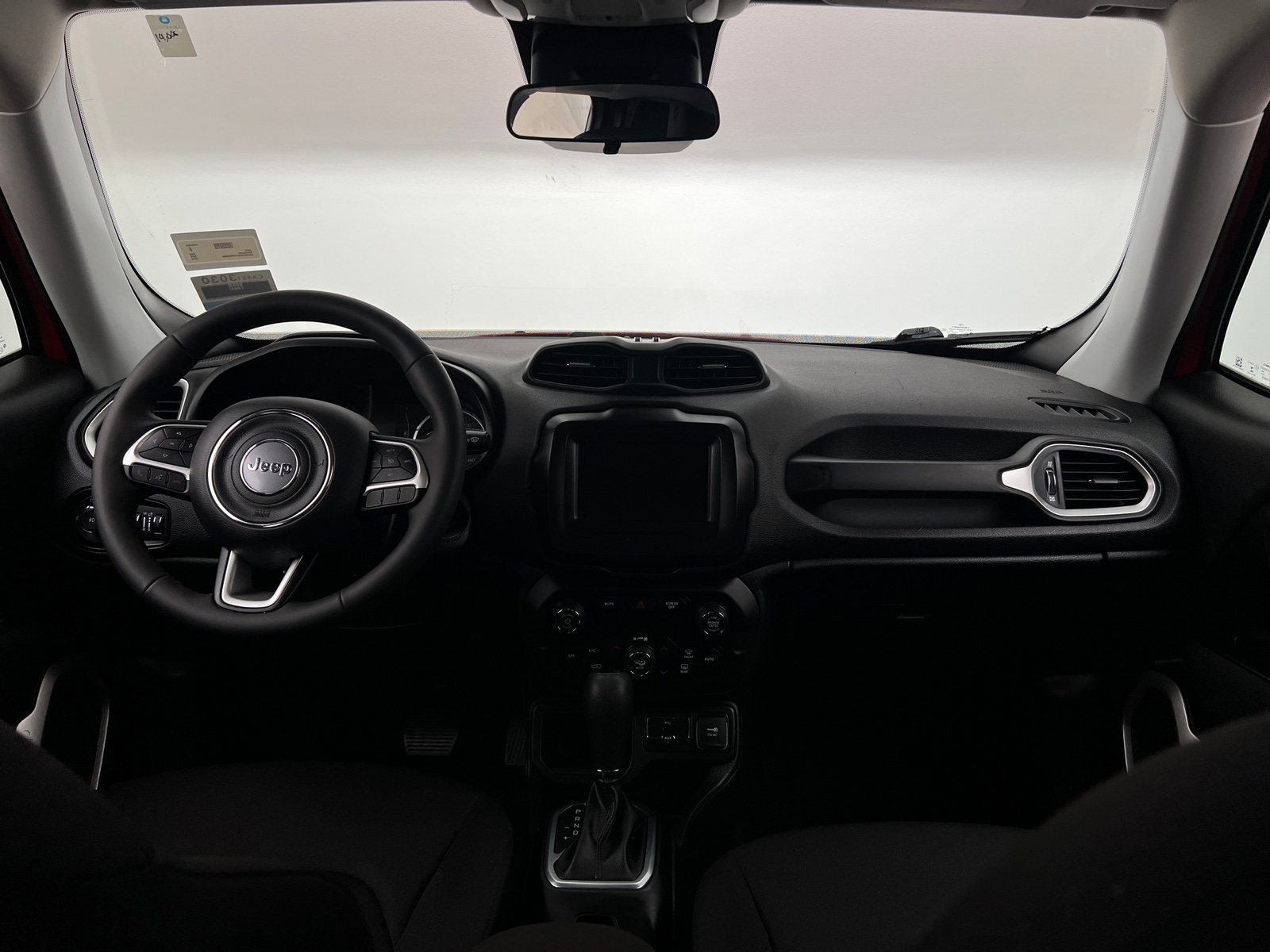 Thumbnail: 2019 Jeep Renegade - 3