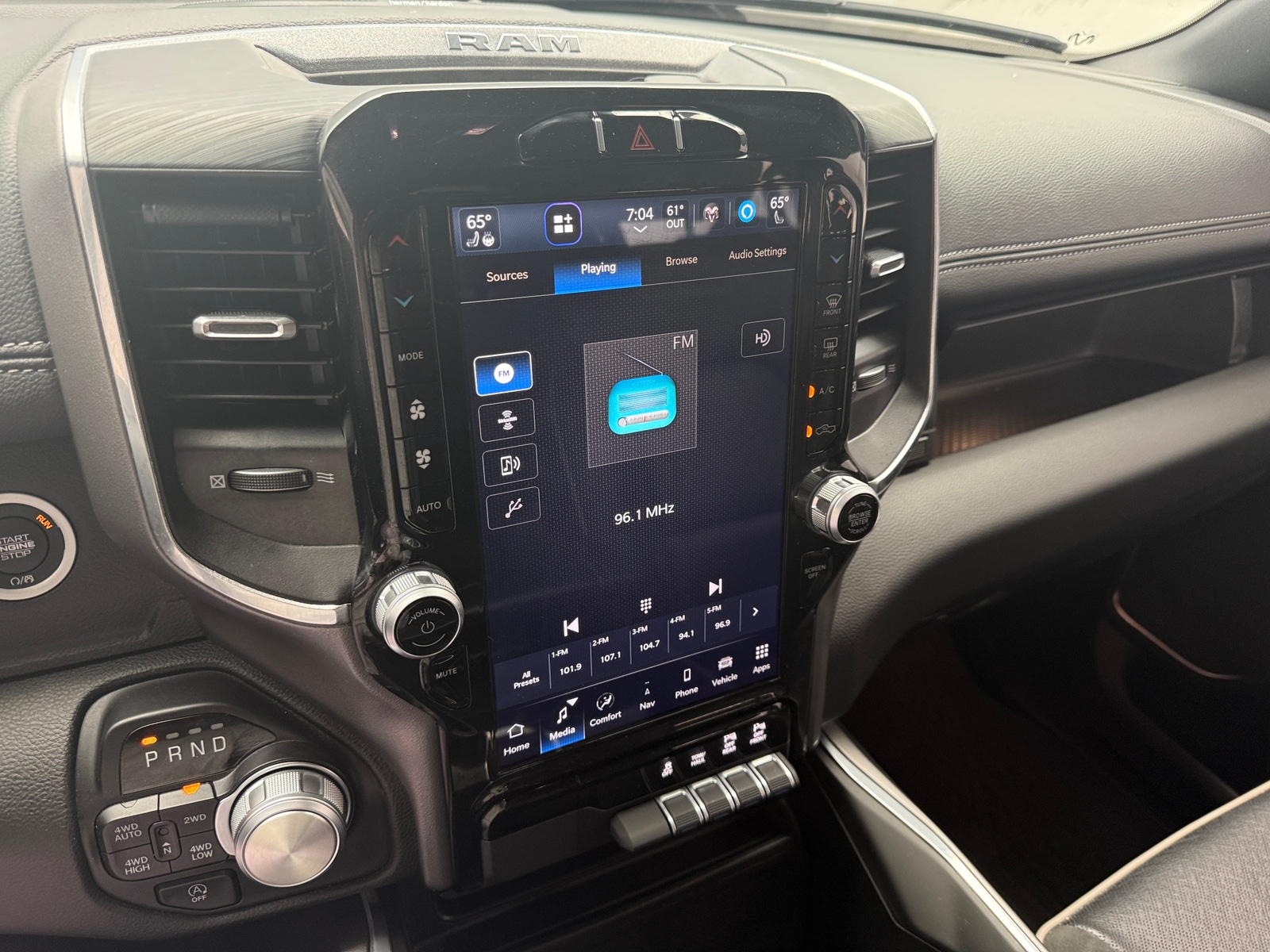 Thumbnail: 2023 RAM 1500 - 3