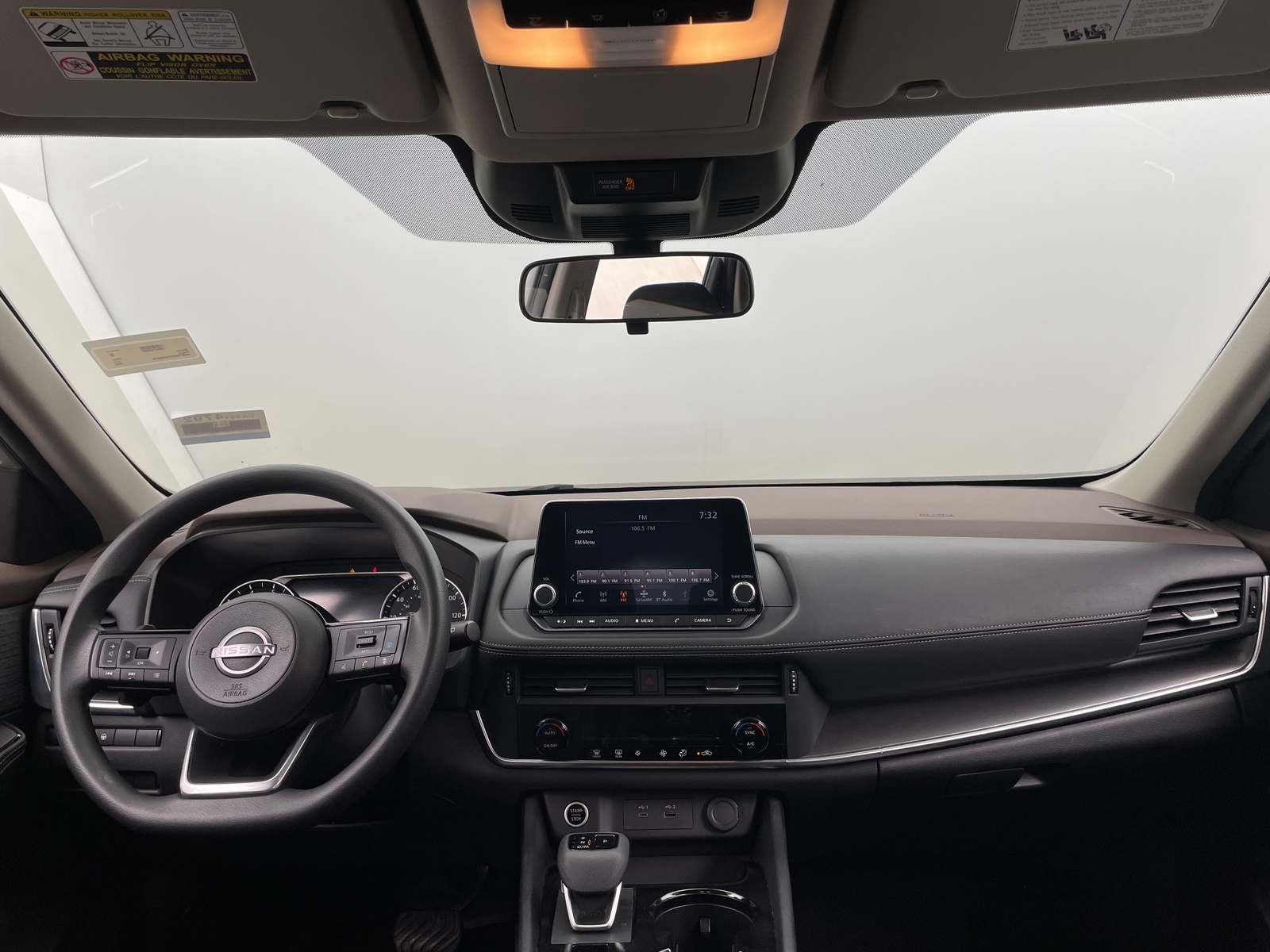 Thumbnail: 2023 Nissan Rogue - 3