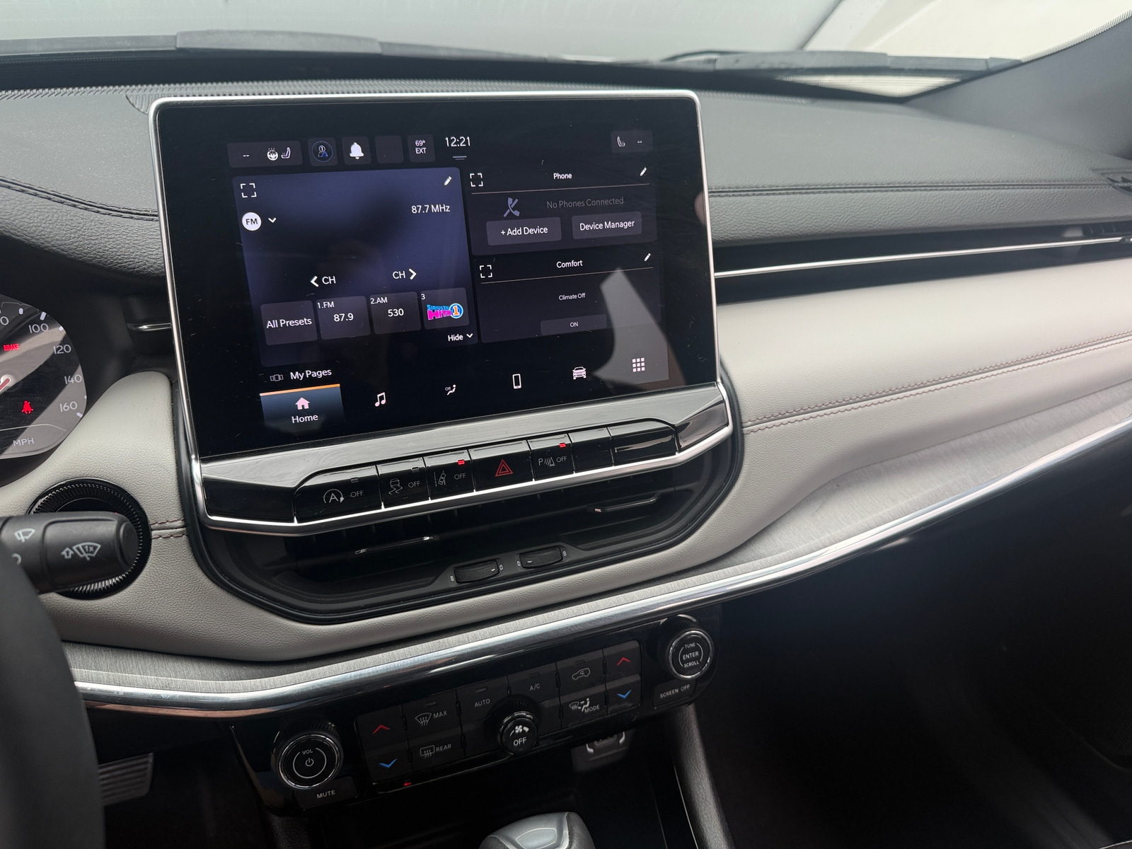 Thumbnail: 2024 Jeep Compass - 3