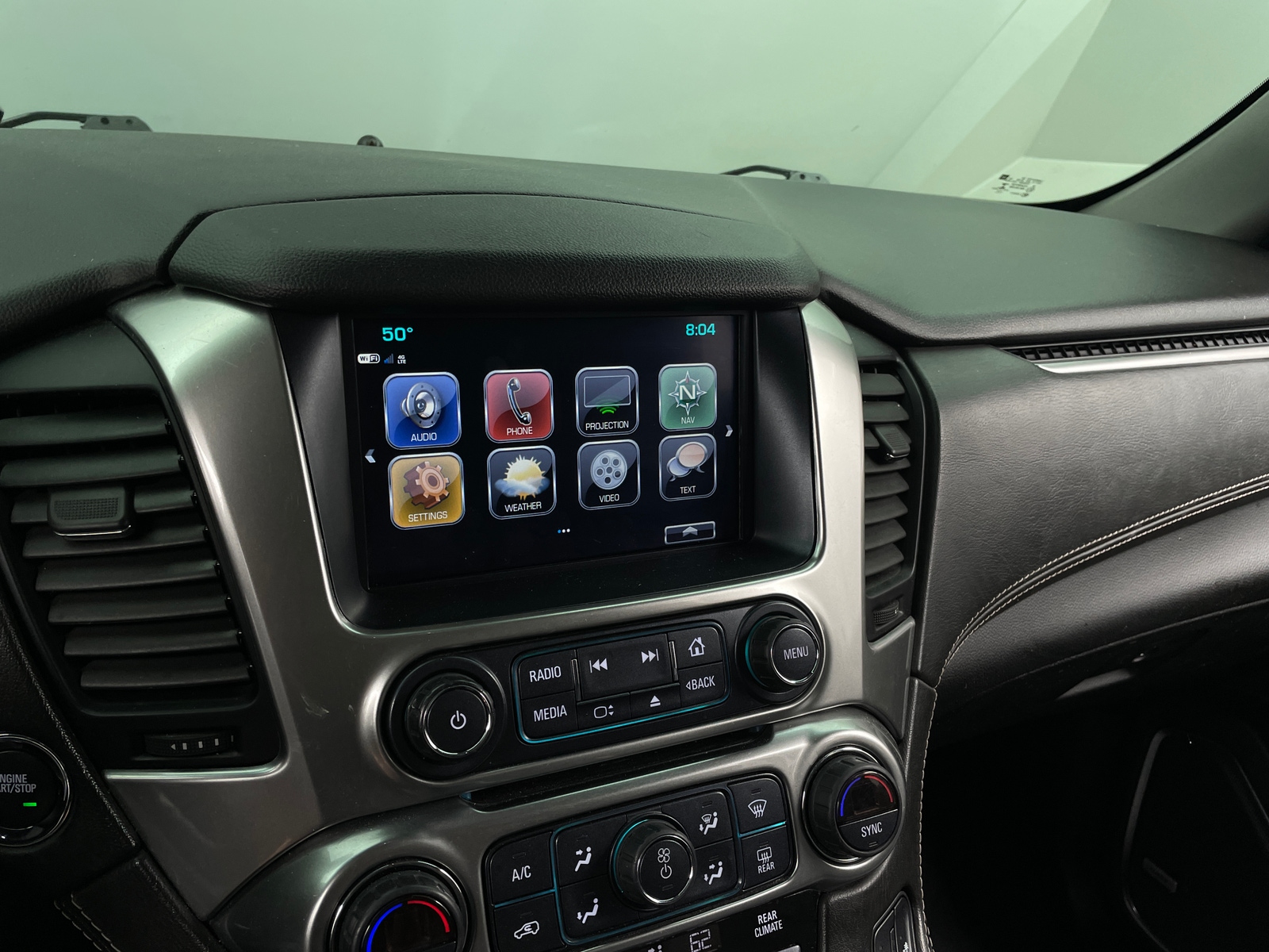 Thumbnail: 2019 Chevrolet Tahoe - 3