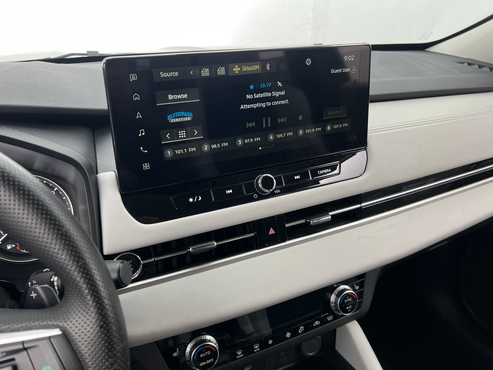 Thumbnail: 2025 Mitsubishi Outlander - 3