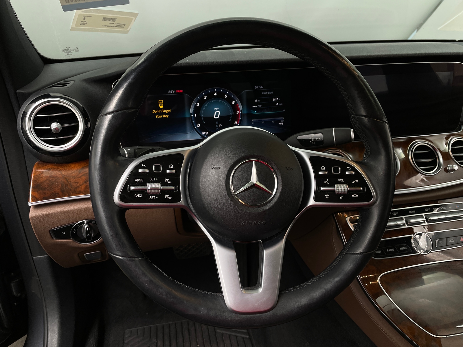 Thumbnail: 2019 Mercedes-Benz E-Class - 4