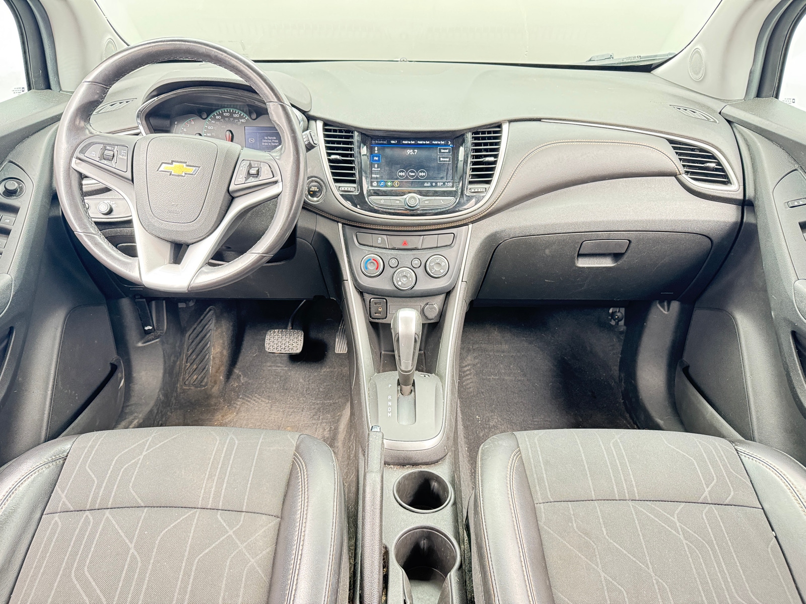 Thumbnail: 2018 Chevrolet Trax - 3