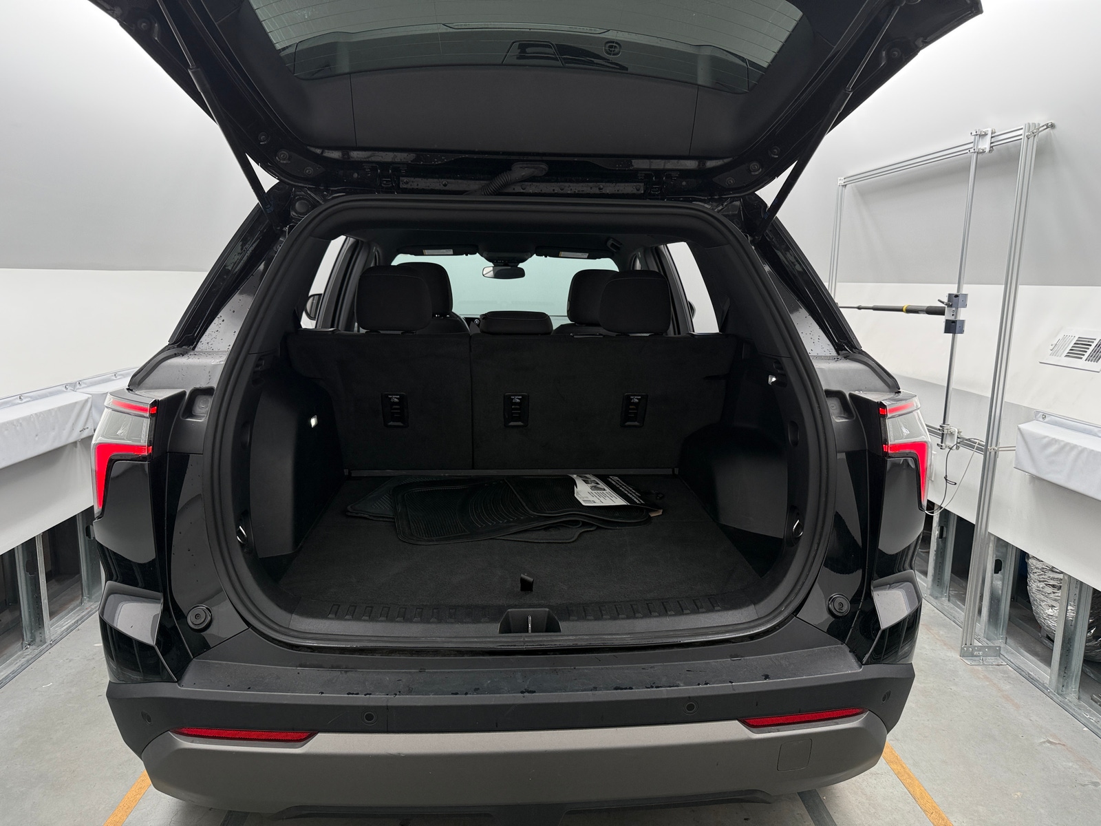 Thumbnail: 2025 Chevrolet Equinox - 7