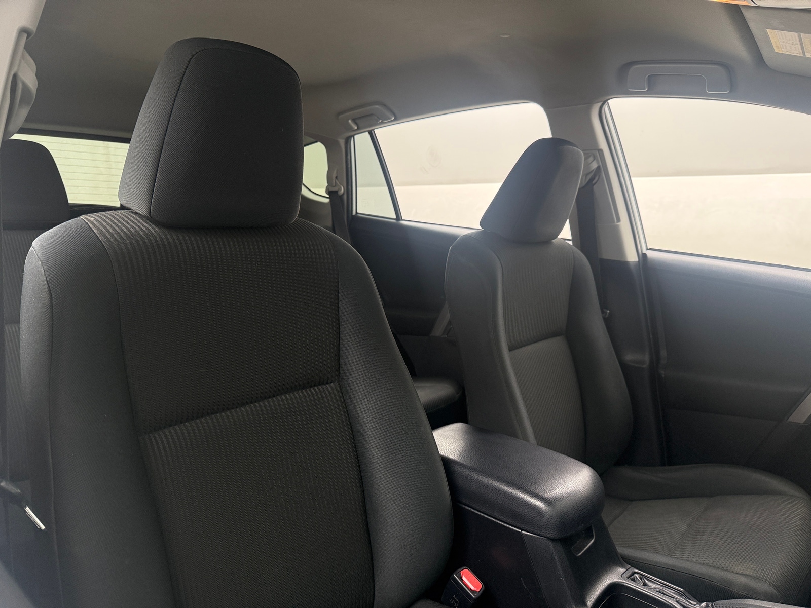 Thumbnail: 2018 Toyota RAV4 - 2