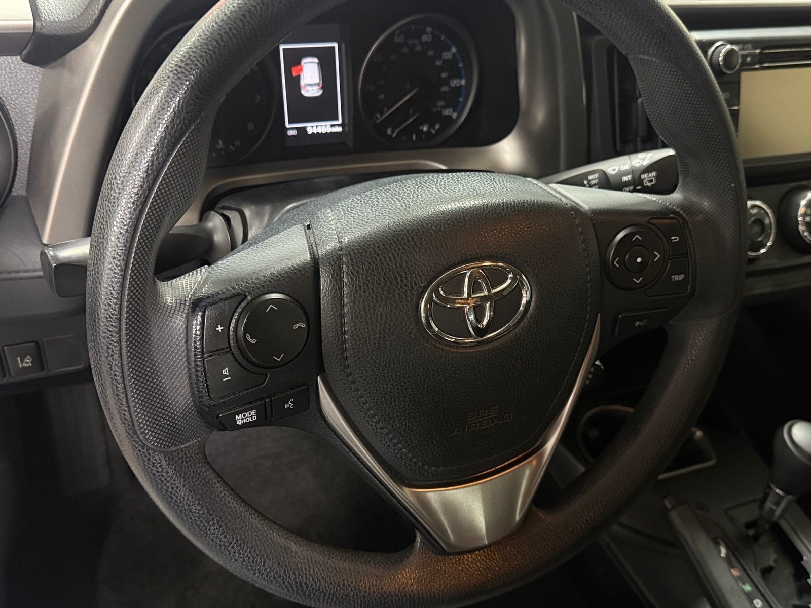 Thumbnail: 2018 Toyota RAV4 - 5