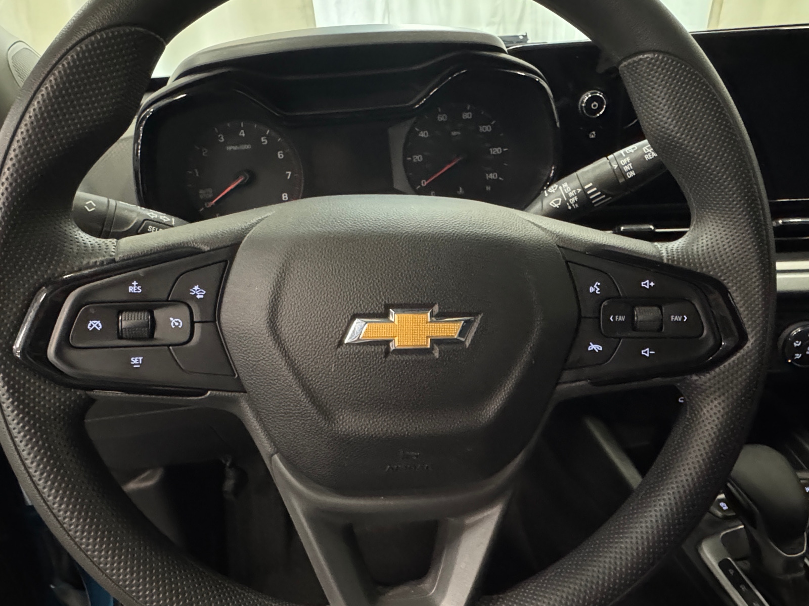 Thumbnail: 2025 Chevrolet Trax - 5