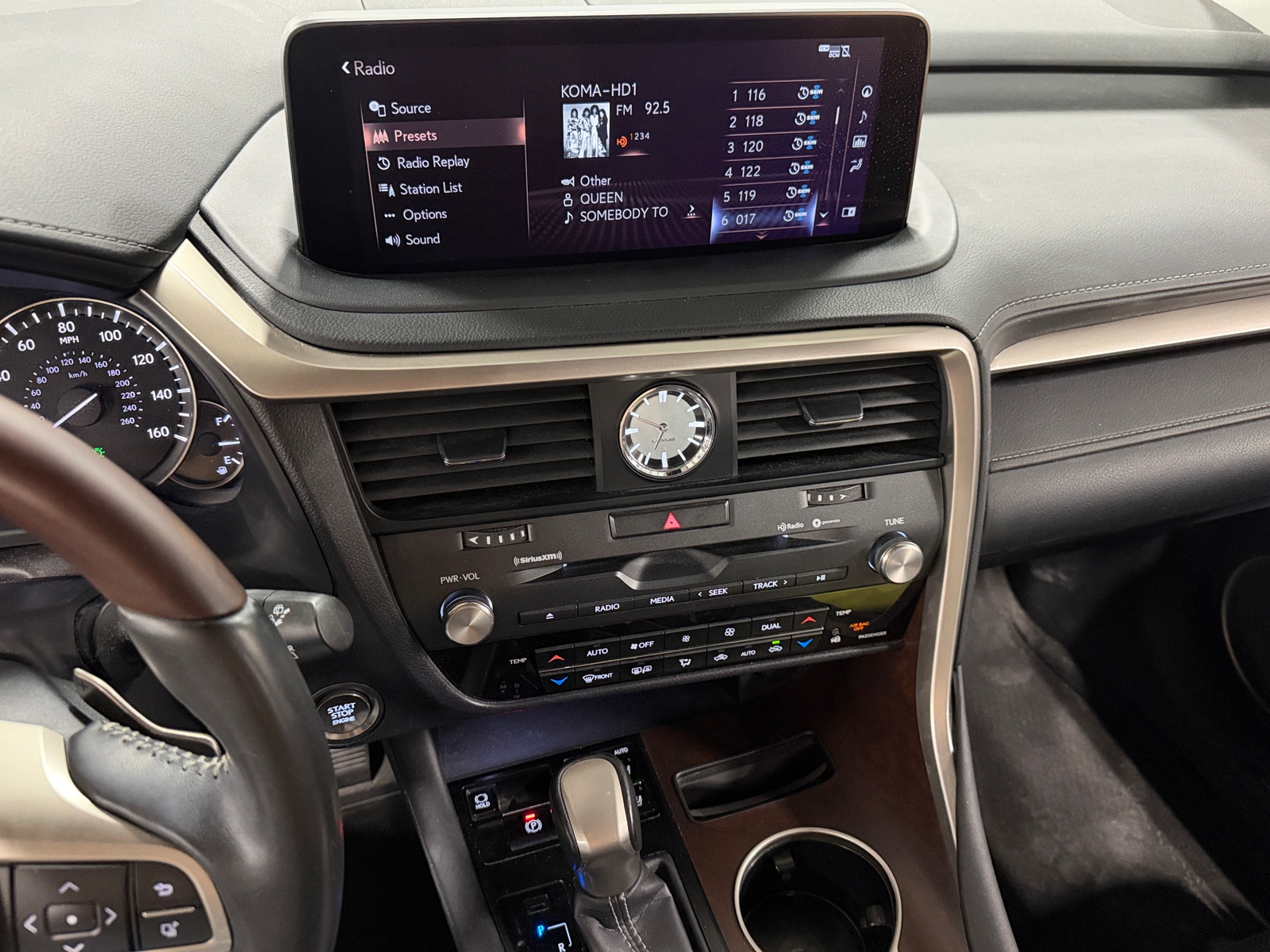 Thumbnail: 2020 Lexus RX - 3